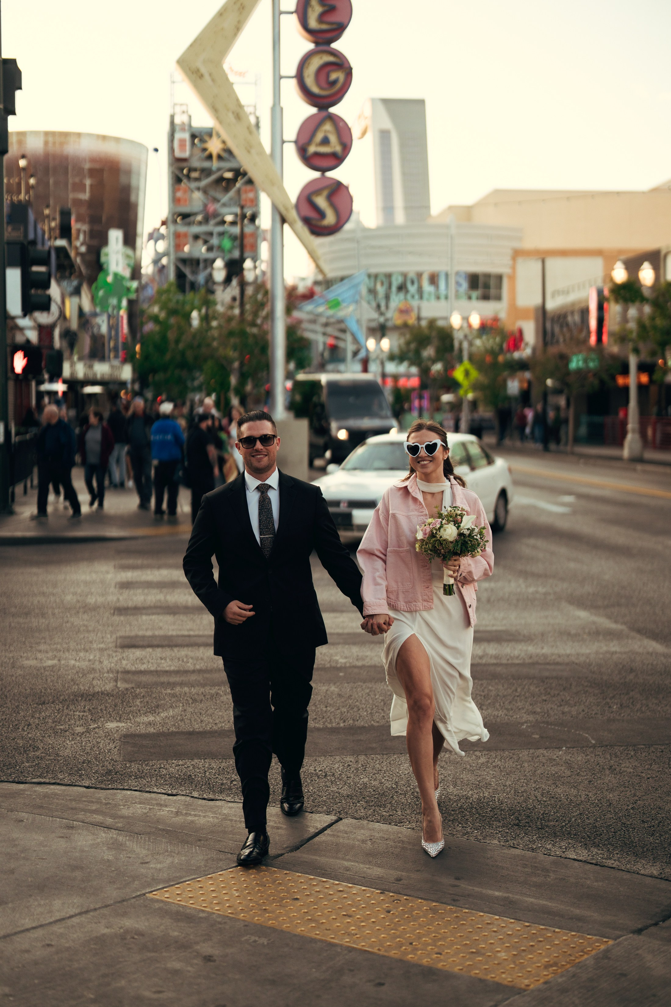 Corbin&Ivanna. Wedding & elopement photographer Viktoriya Kravtsov. Las Vegas