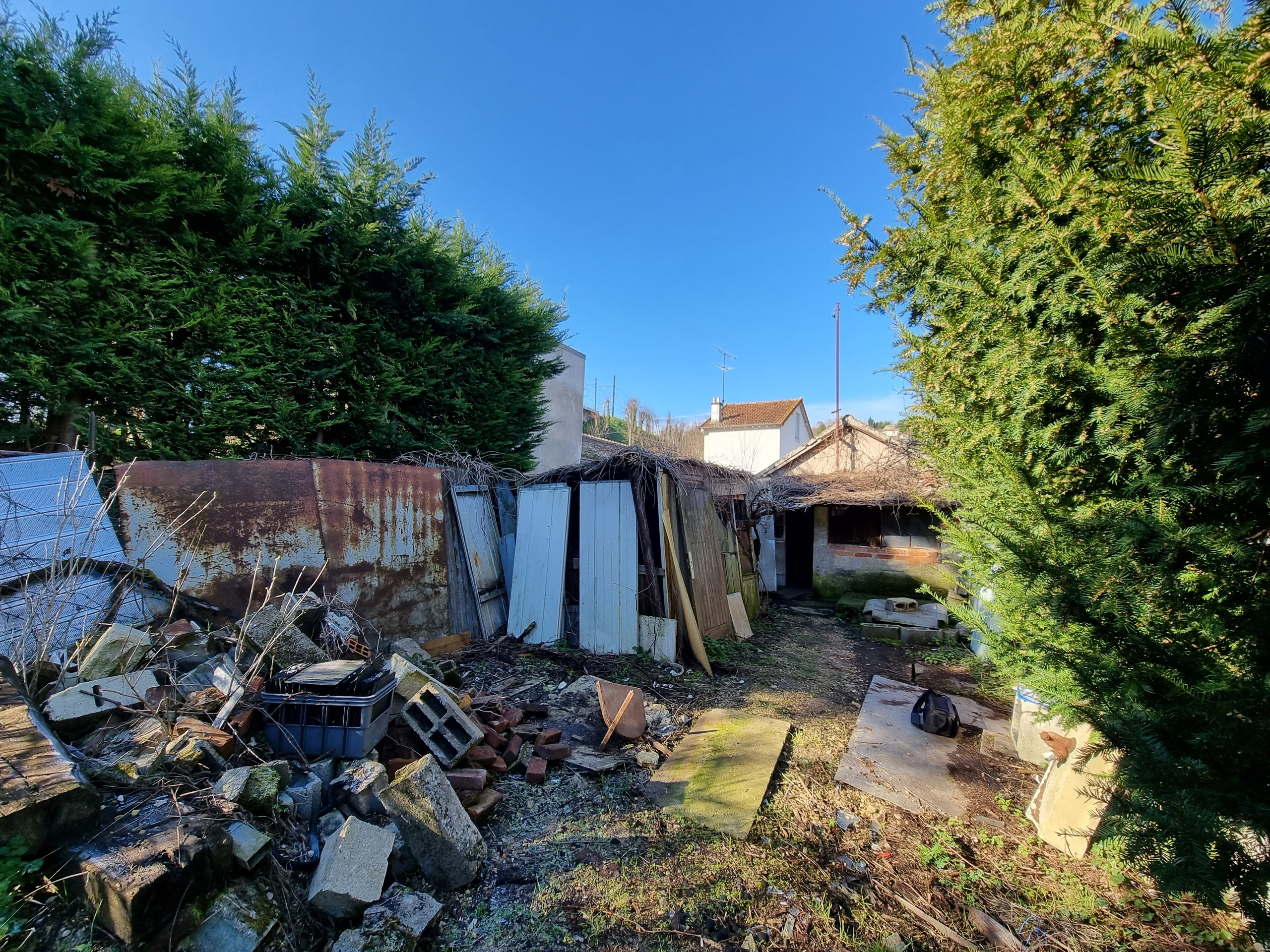 BÂTIMENT EN RUINE. 29M2.FR – L’ÉQUIPE D’ARCHITECTES QUI TRANSFORME VOS RÊVES, DU PAPIER À LA RÉALITÉ