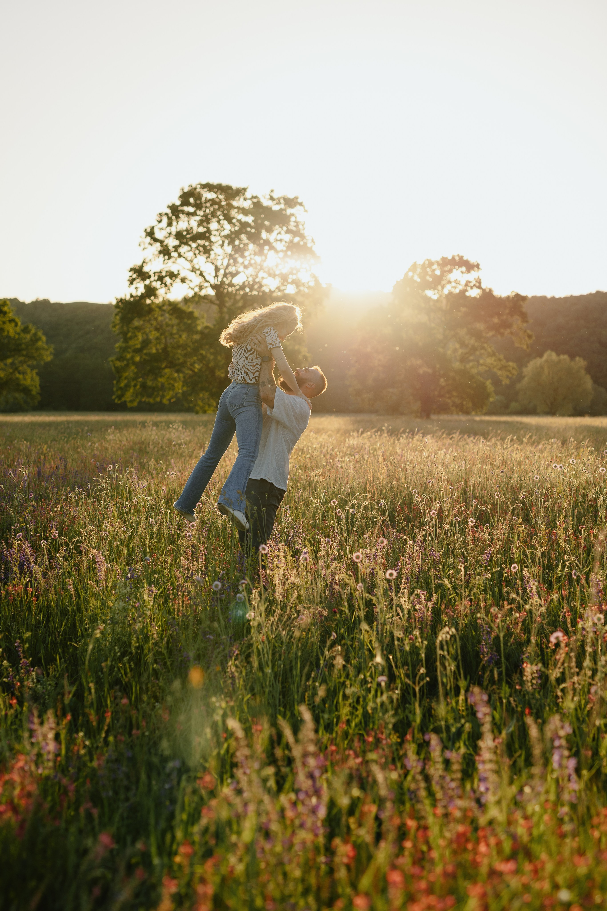 Diana & Robert. Main