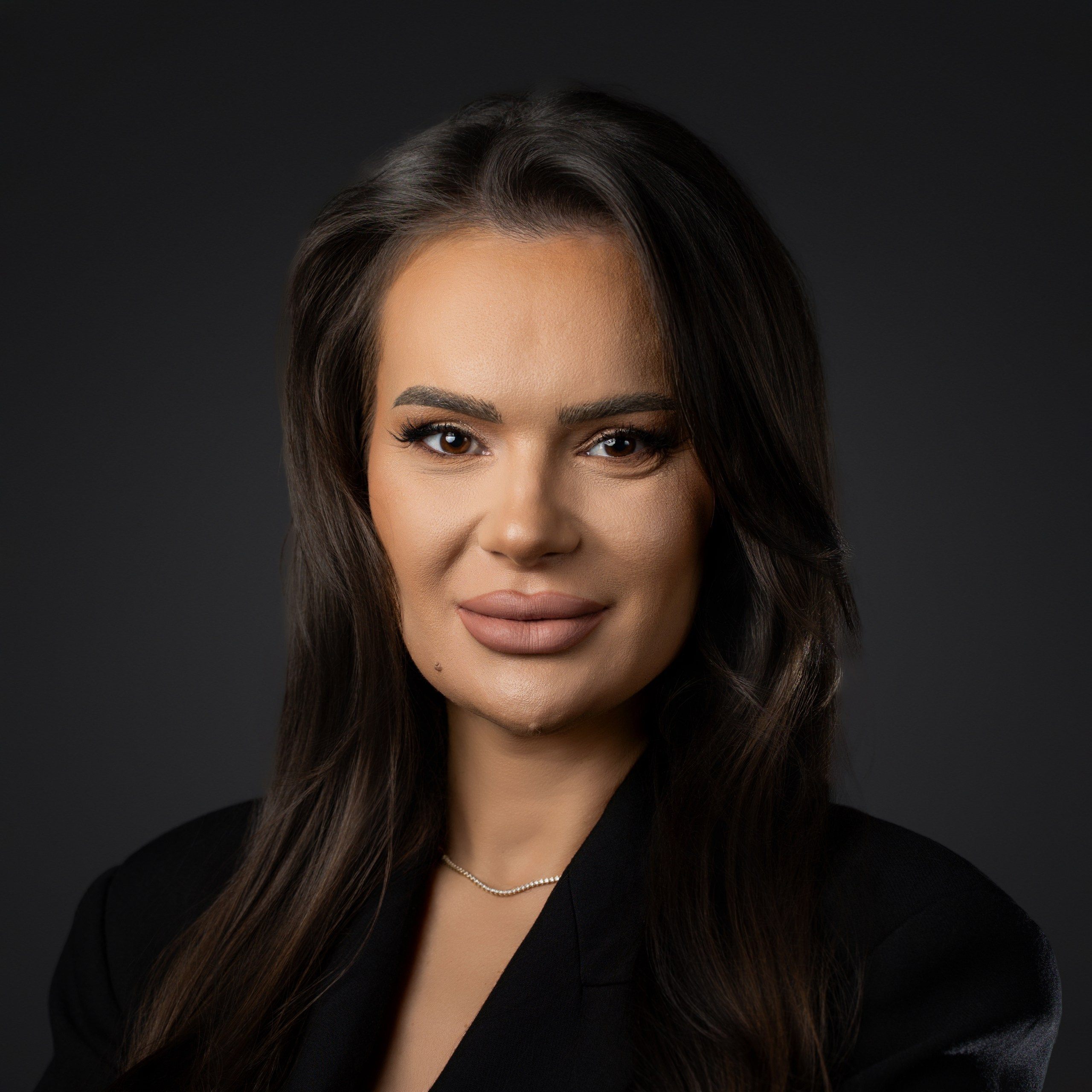 Fotograf Business Drobeta-Turnu Severin | Ședințe Foto Profesionale