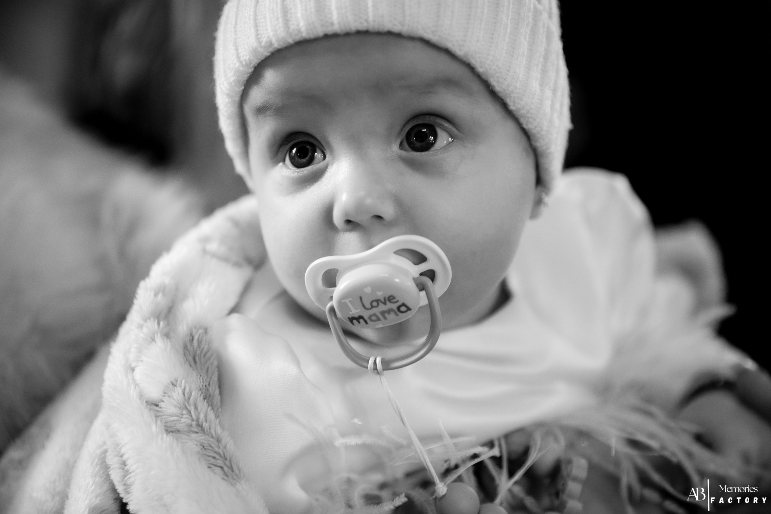 Baptism | Luna Maria. Bordeiionutfotograf