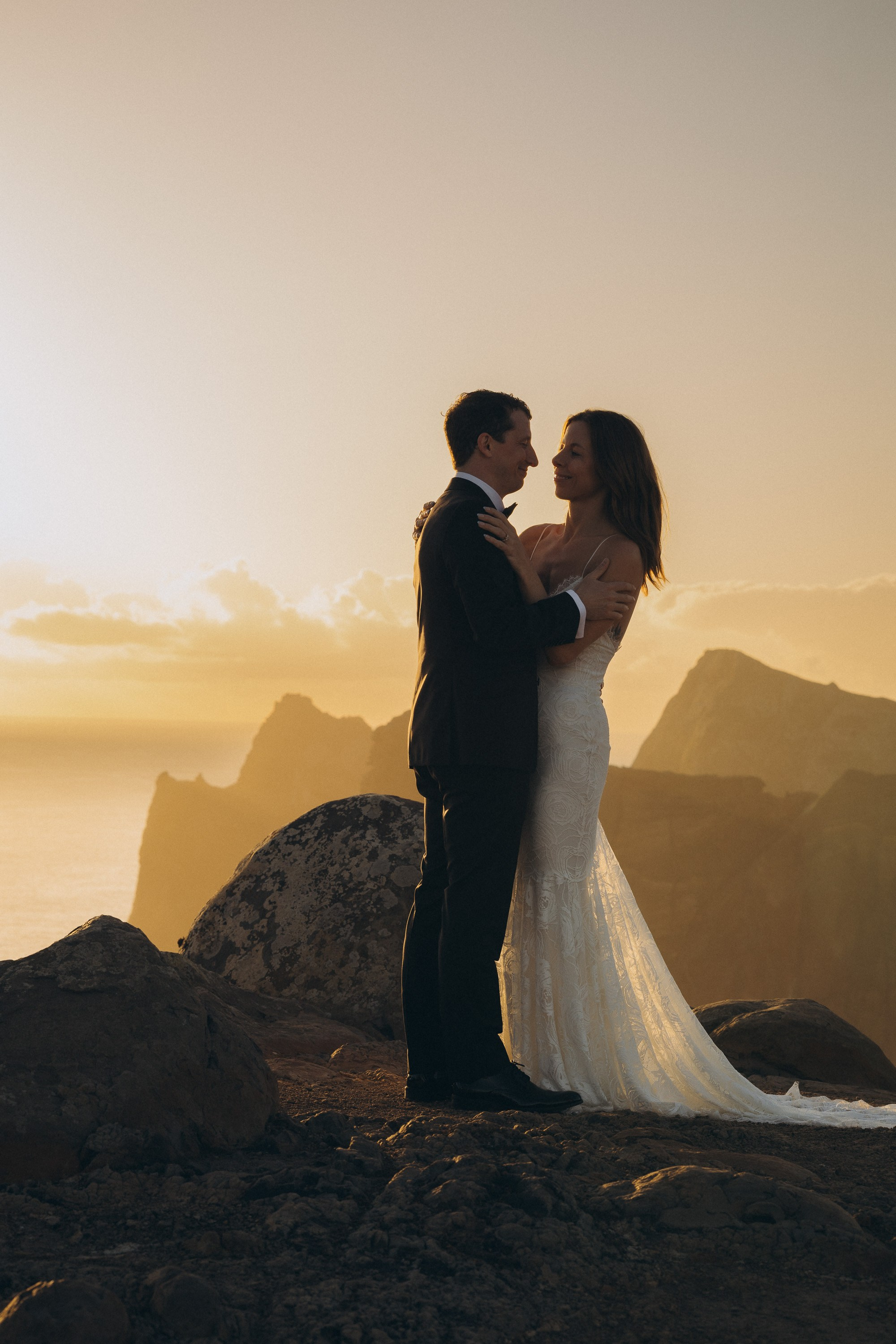 Prewedding Photoshoot Across Madeira | Romantic Couple Session