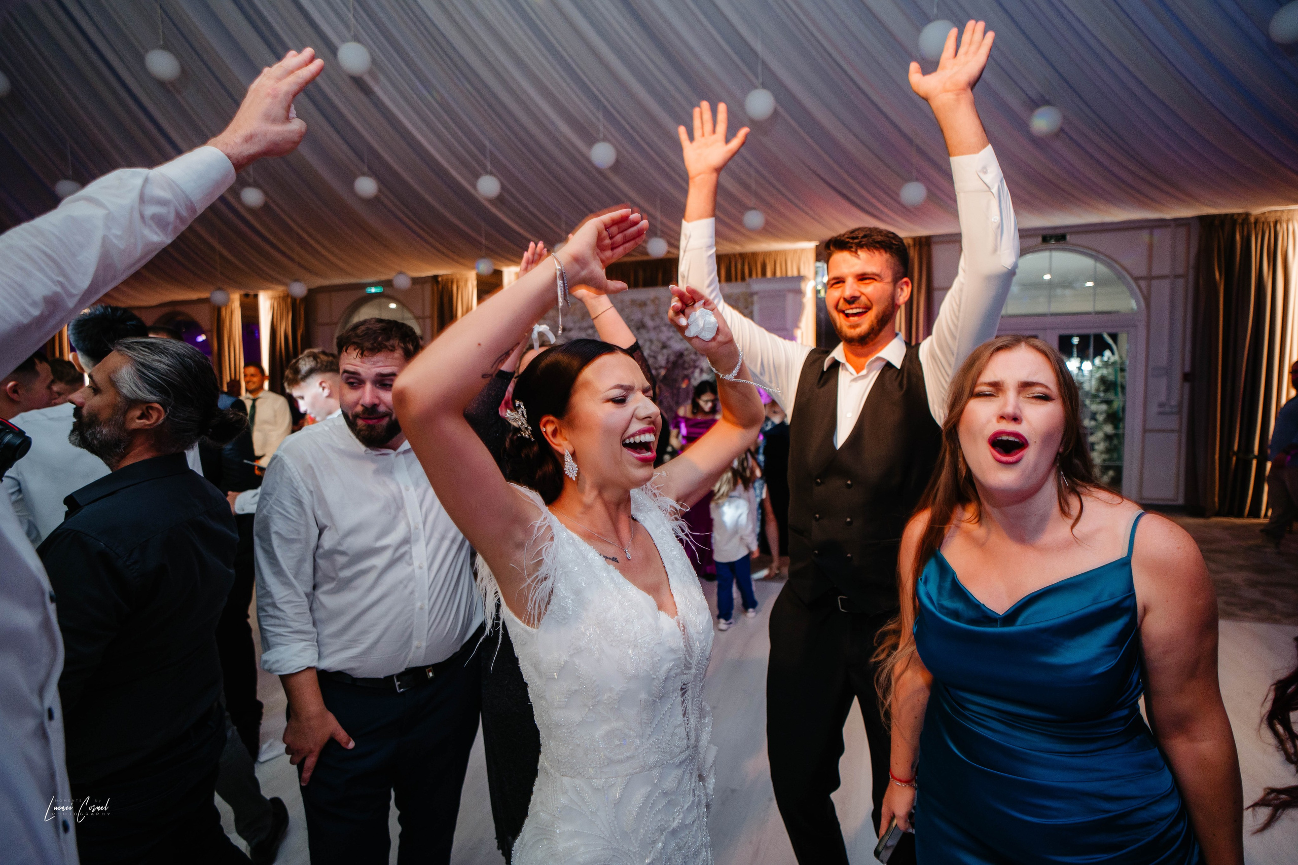 Amalia & Denis – Poveste foto de iubire. Fotograf de nuntă, corporate, botezuri, majorate și aniversări Roman, Lucaci Cornel