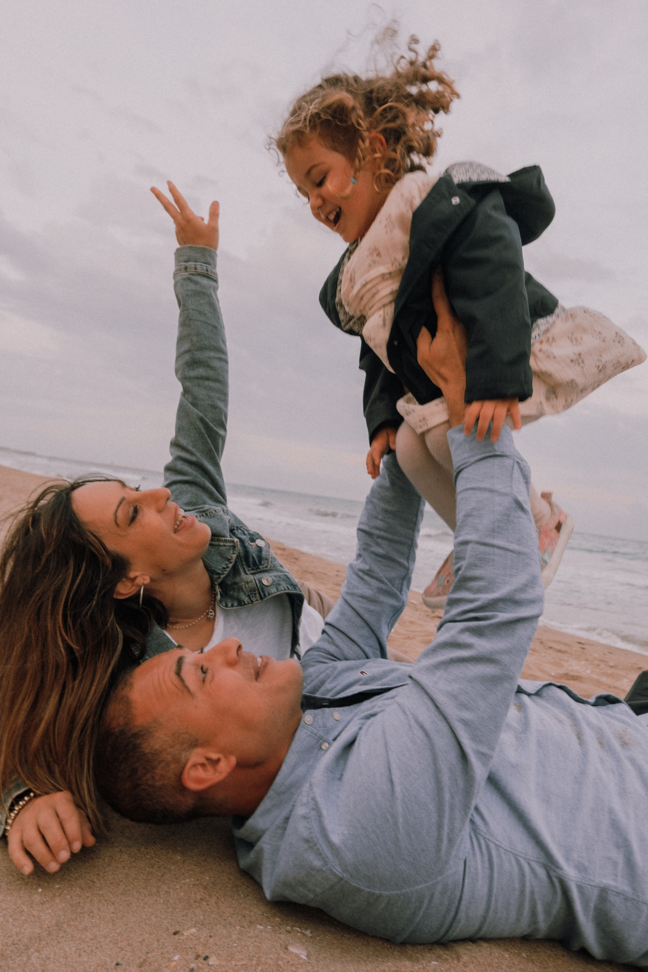 Семейная фотосессия на пляже. Профессиональная фотосъемка в Калафелле — Елена Медведева