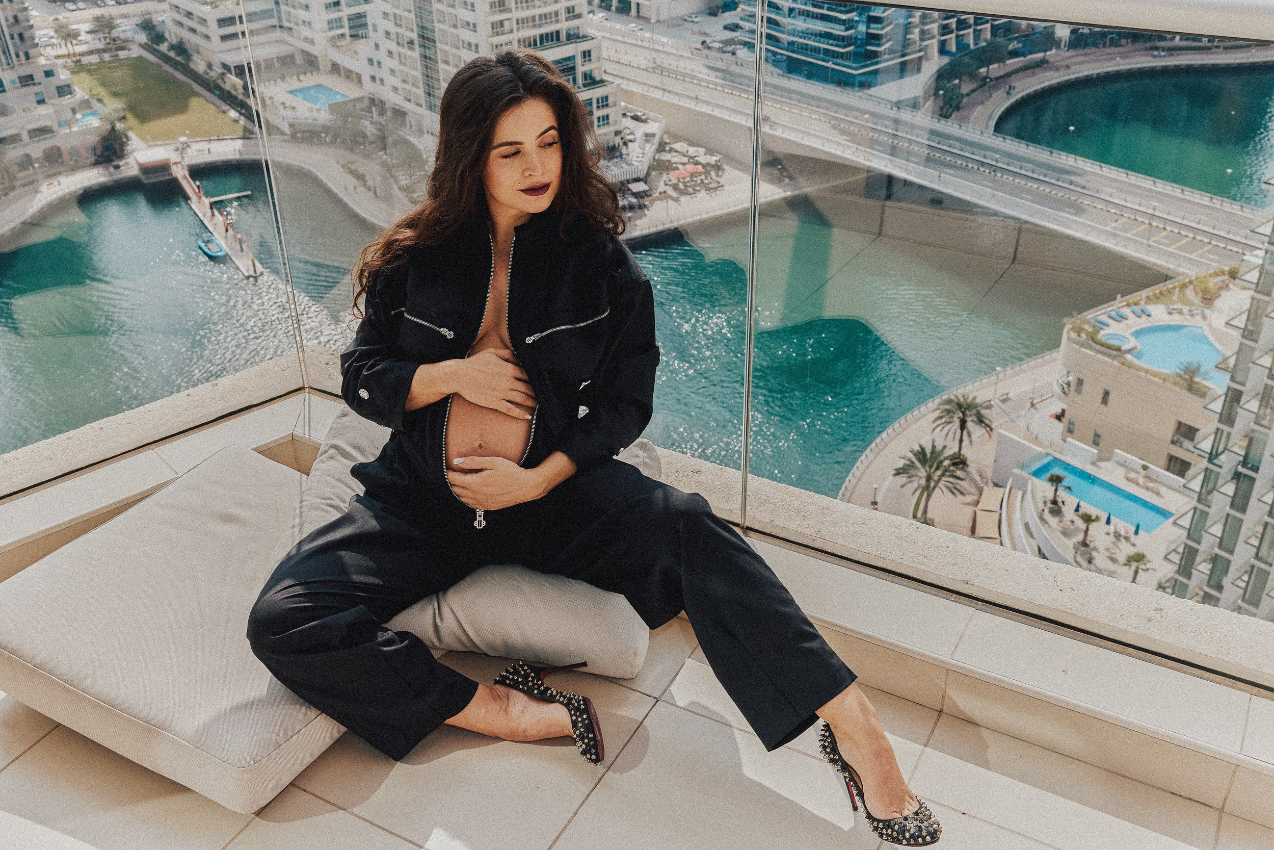 Maternity. Female Photographer in Dubai