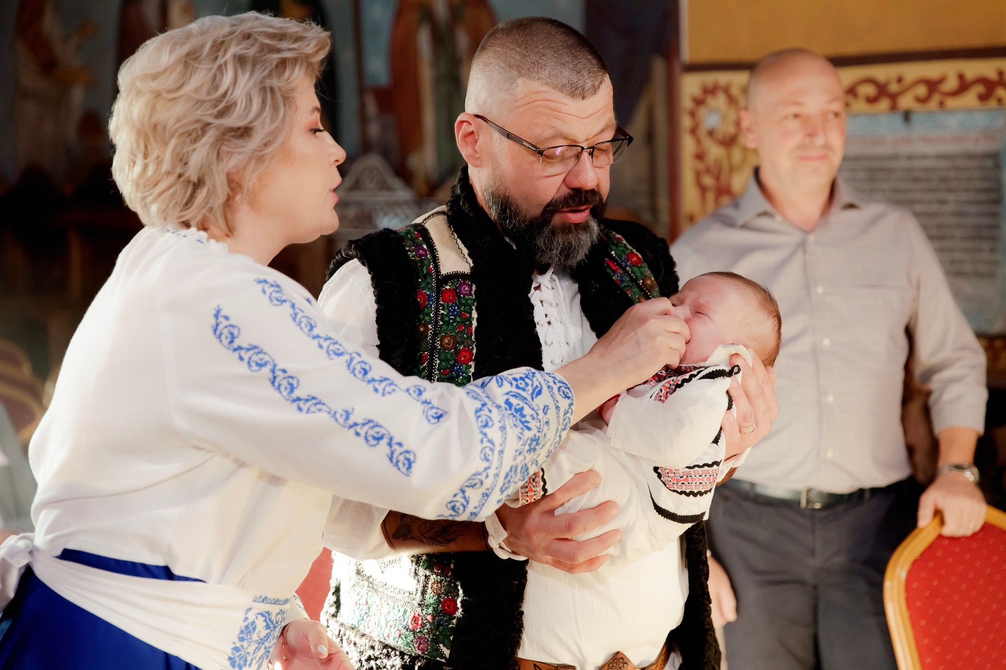 Mihai & Oana. Servicii foto-video profesionale, pentru momente de neuitat