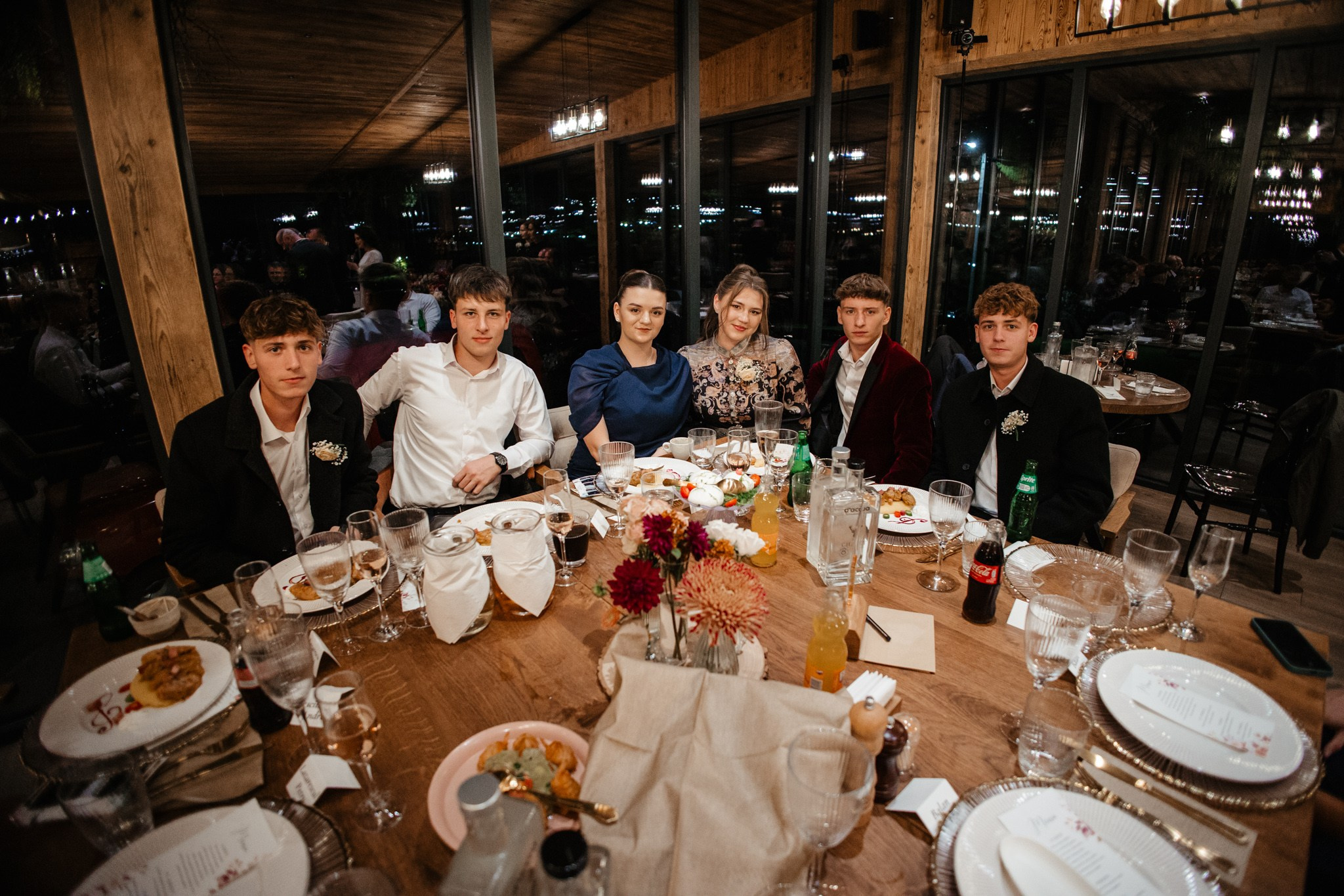 Nunta de Poveste la Sucevița: Cristi și Andreea. Servicii foto-video profesionale, pentru momente de neuitat