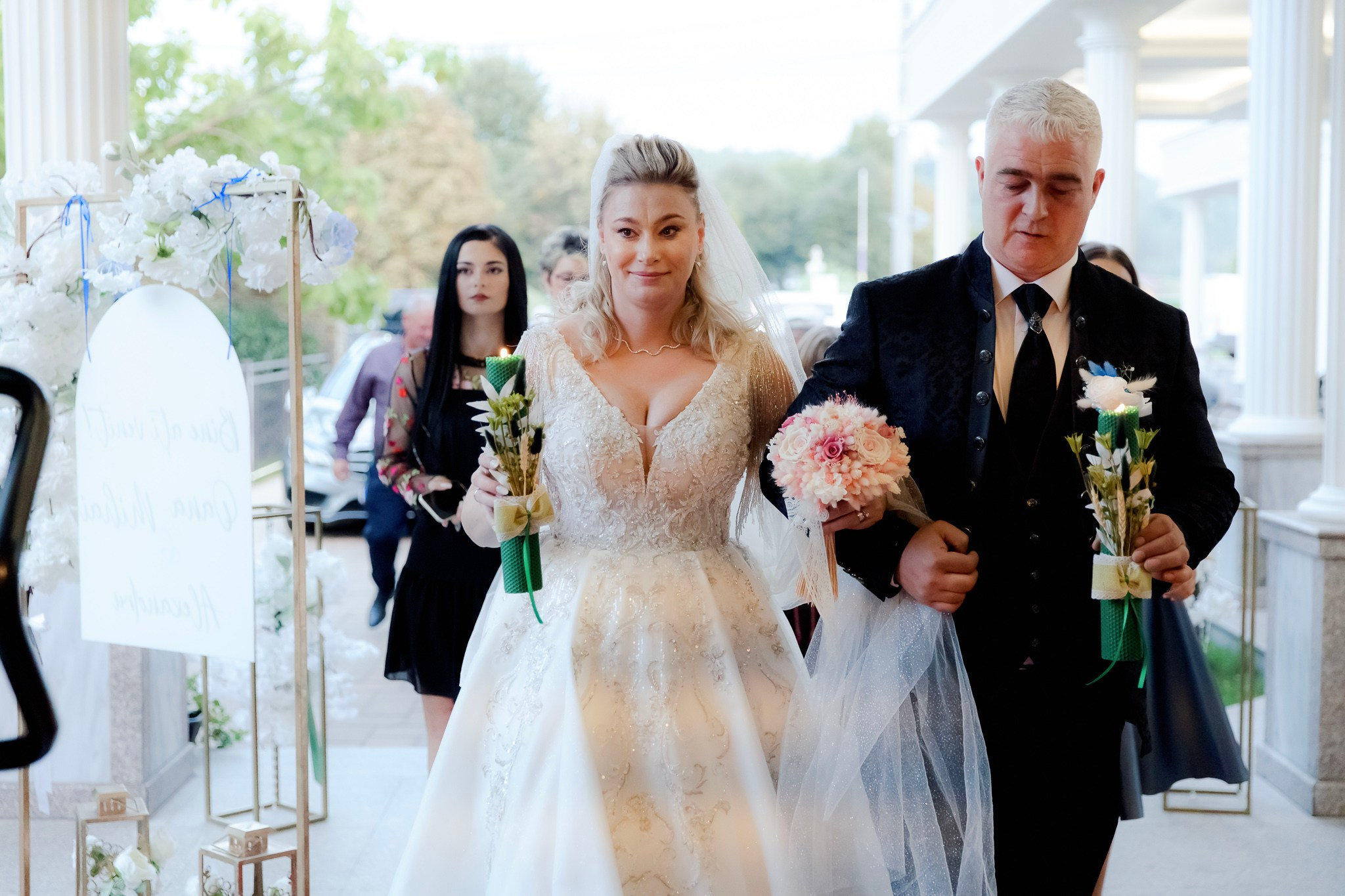 Mihai & Oana. Servicii foto-video profesionale, pentru momente de neuitat