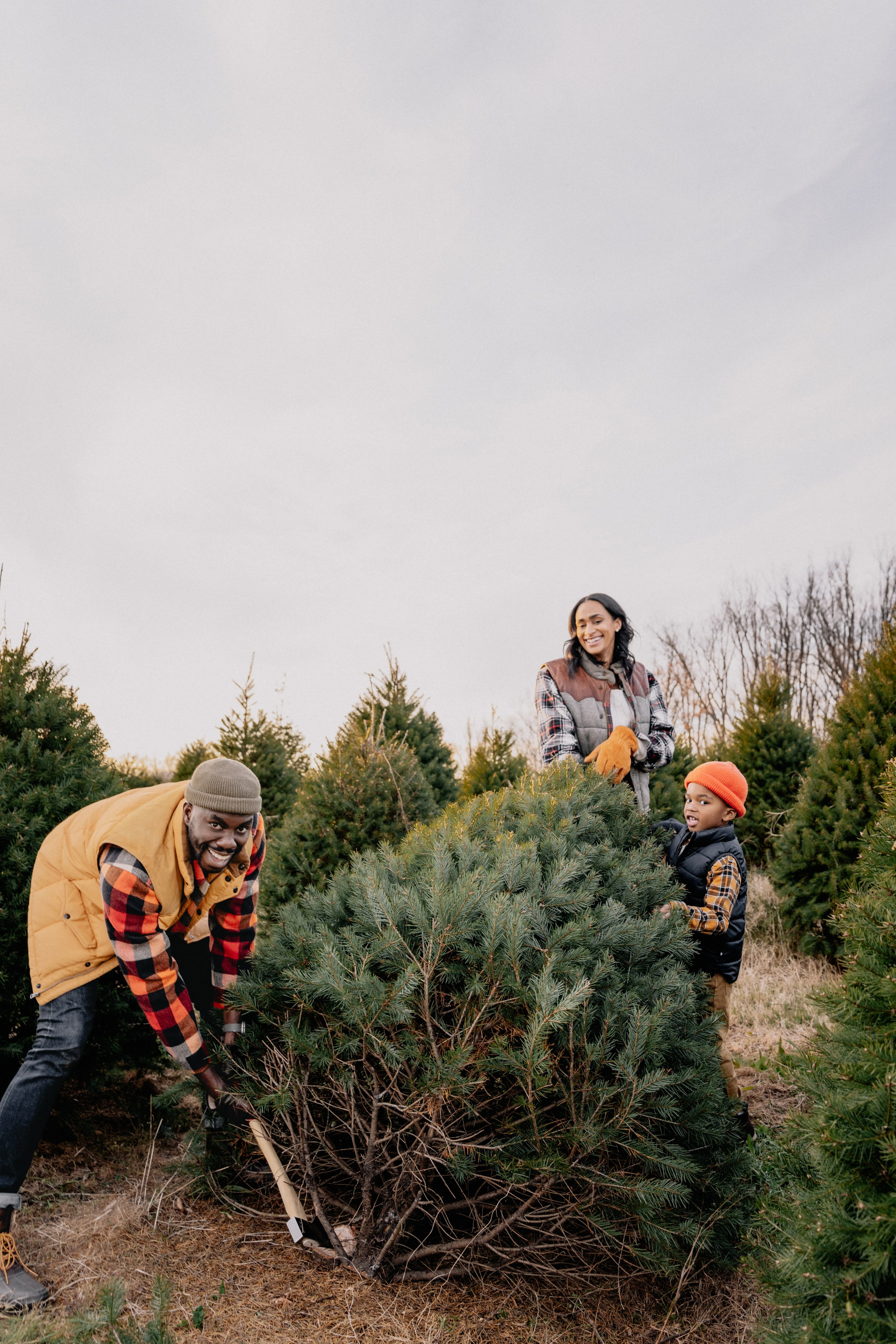Kristen and family christmas farm. Wedding and family photographer and videographer PA, NJ, NY, DE, MD
