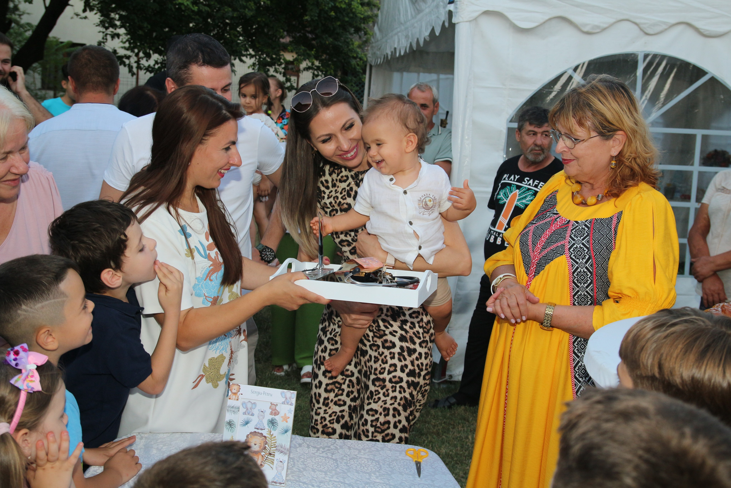 BYZO MEDIA. PETRU BYZO - family and children photographer in ROMANIA