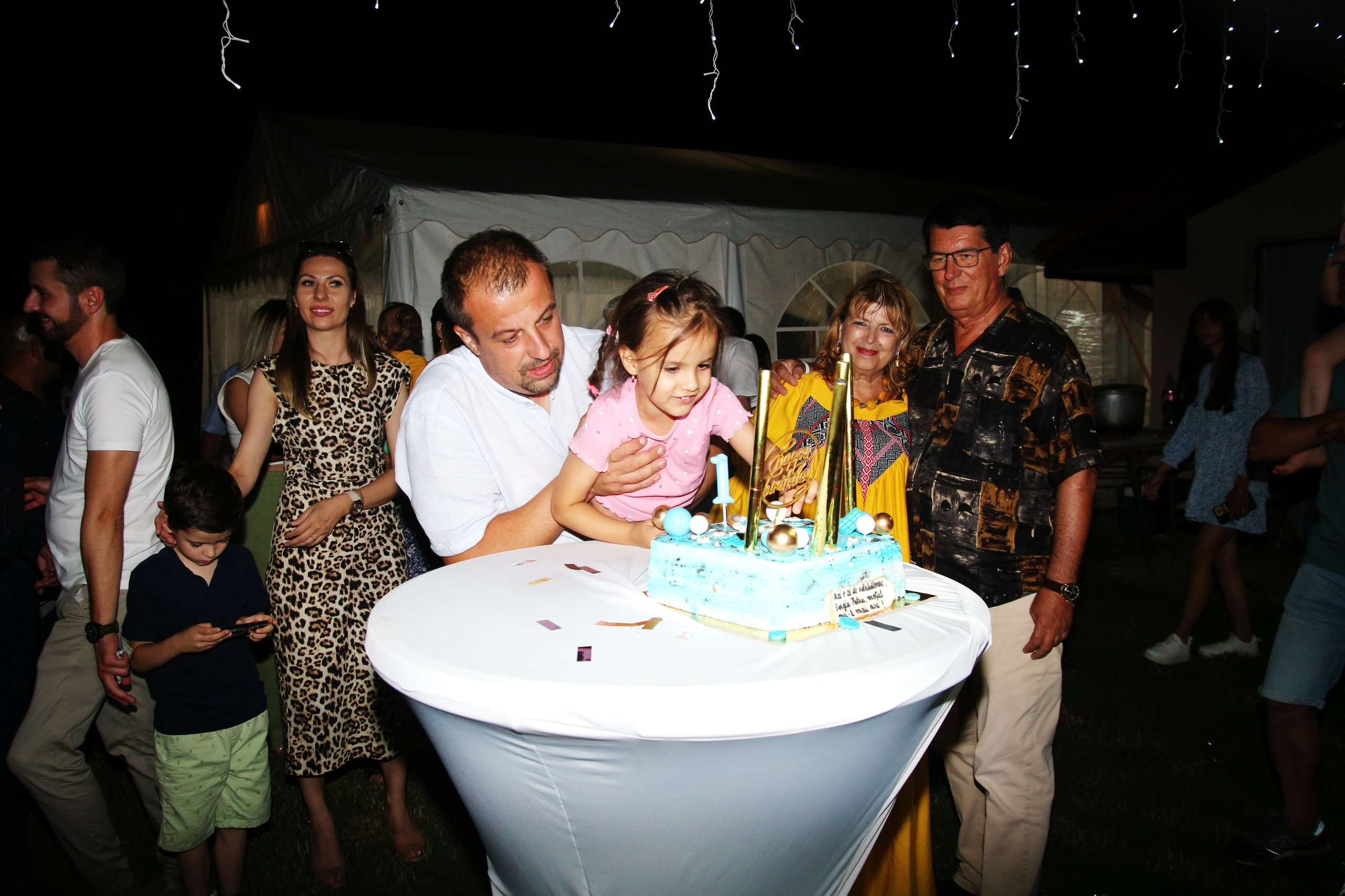 BYZO MEDIA. PETRU BYZO - family and children photographer in ROMANIA