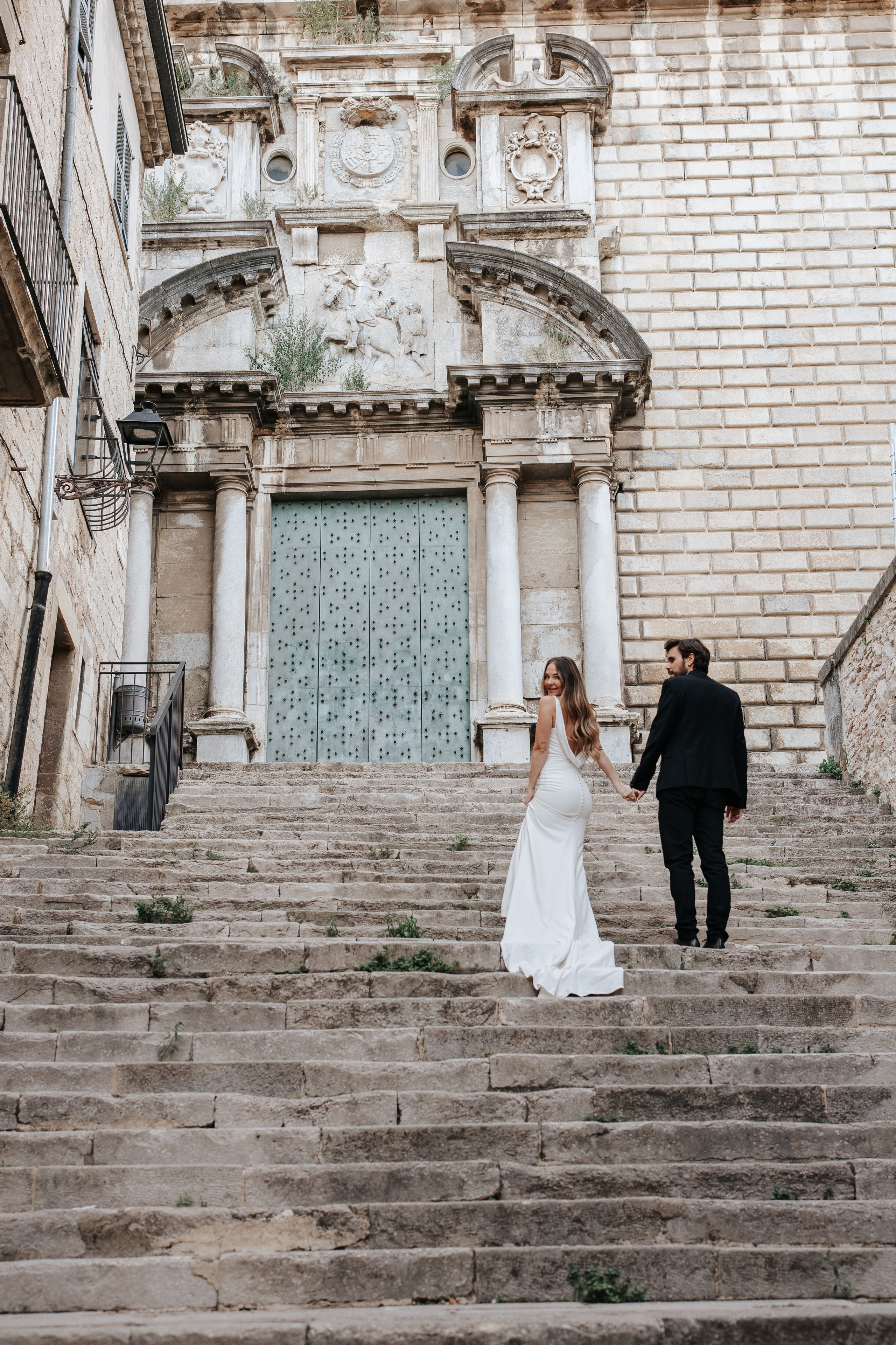 Barbara+Carlos, Girona, Love story. Wedding photographer in Catalonia