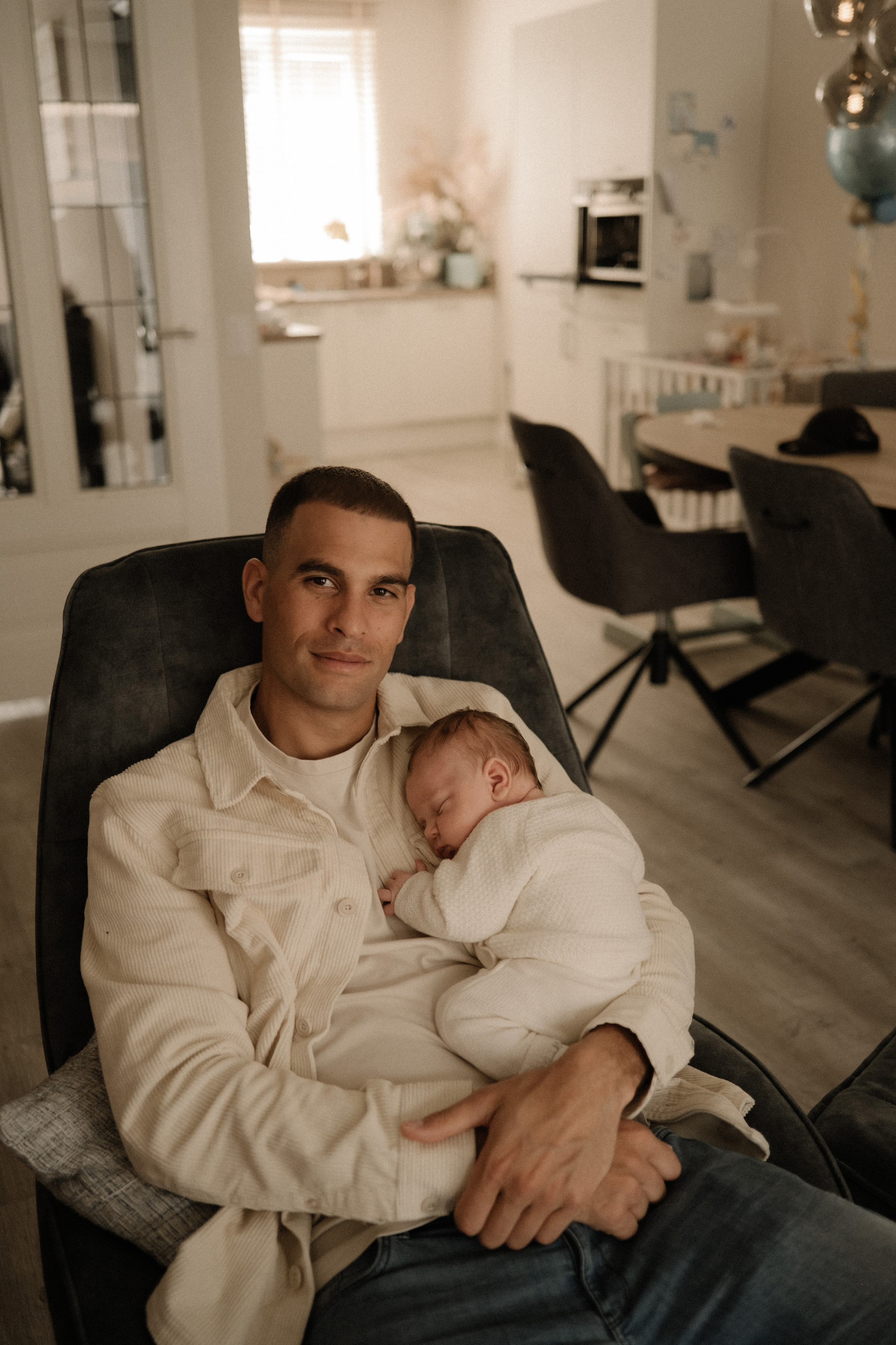 Kris’s family. Lifestyle photographer in Amsterdam Astya Geza