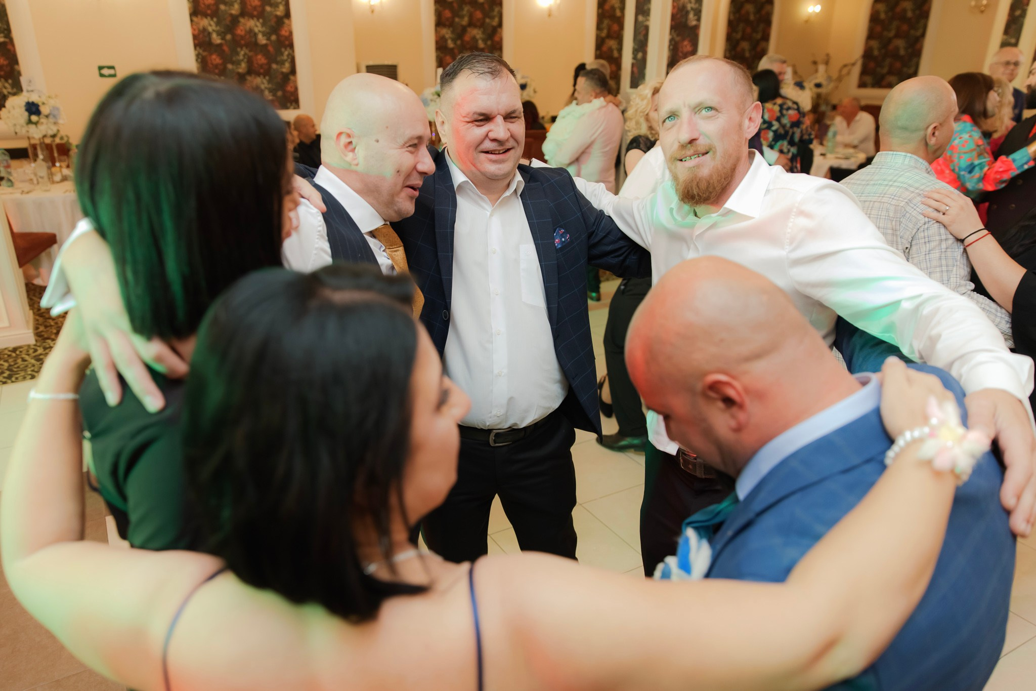 Mihai & Oana. Servicii foto-video profesionale, pentru momente de neuitat