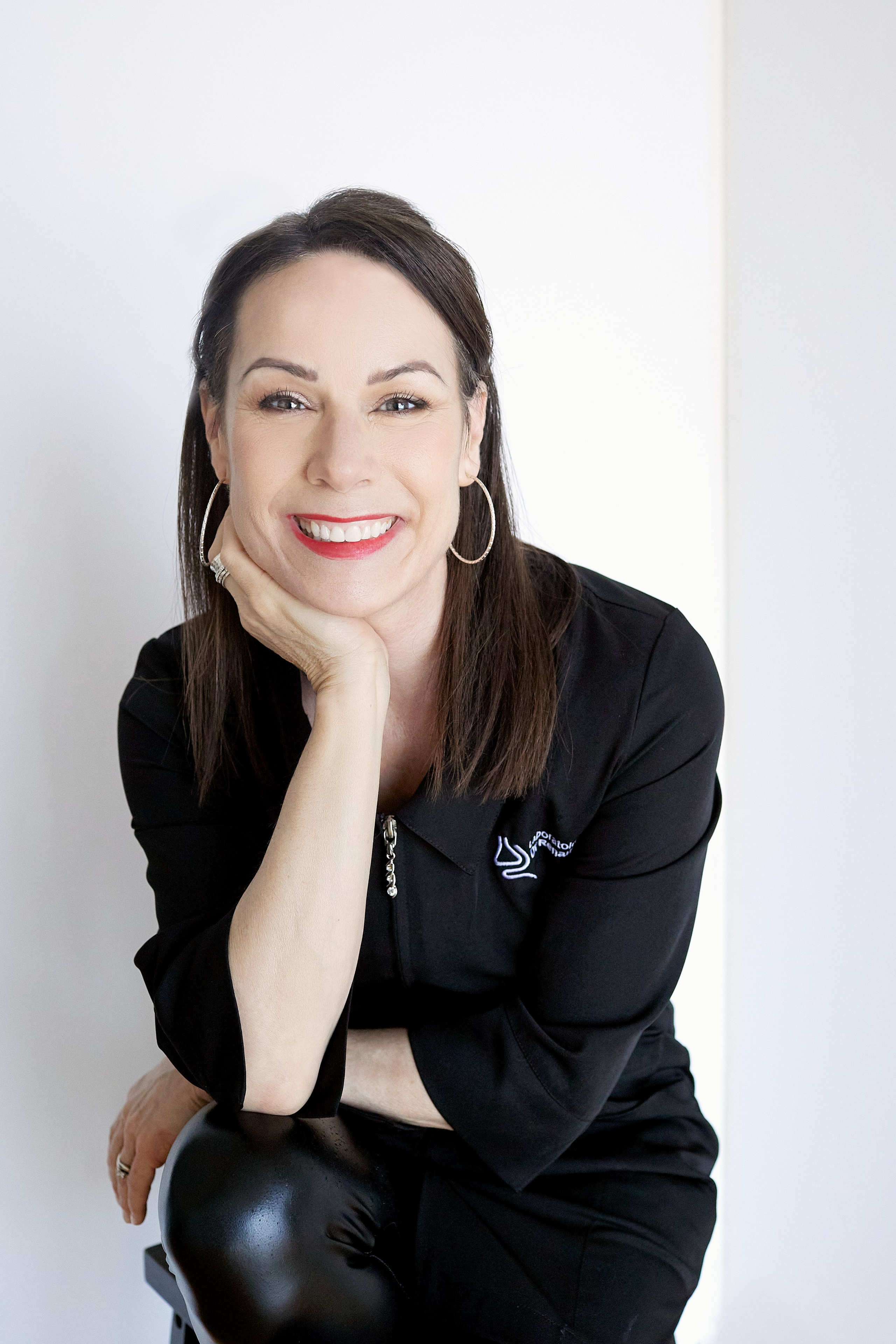 New Tecumseth Headshot Photographer. Portrait and Personal Brand Photographer in Simcoe County, Ontario, Bobbi-jo Stuart