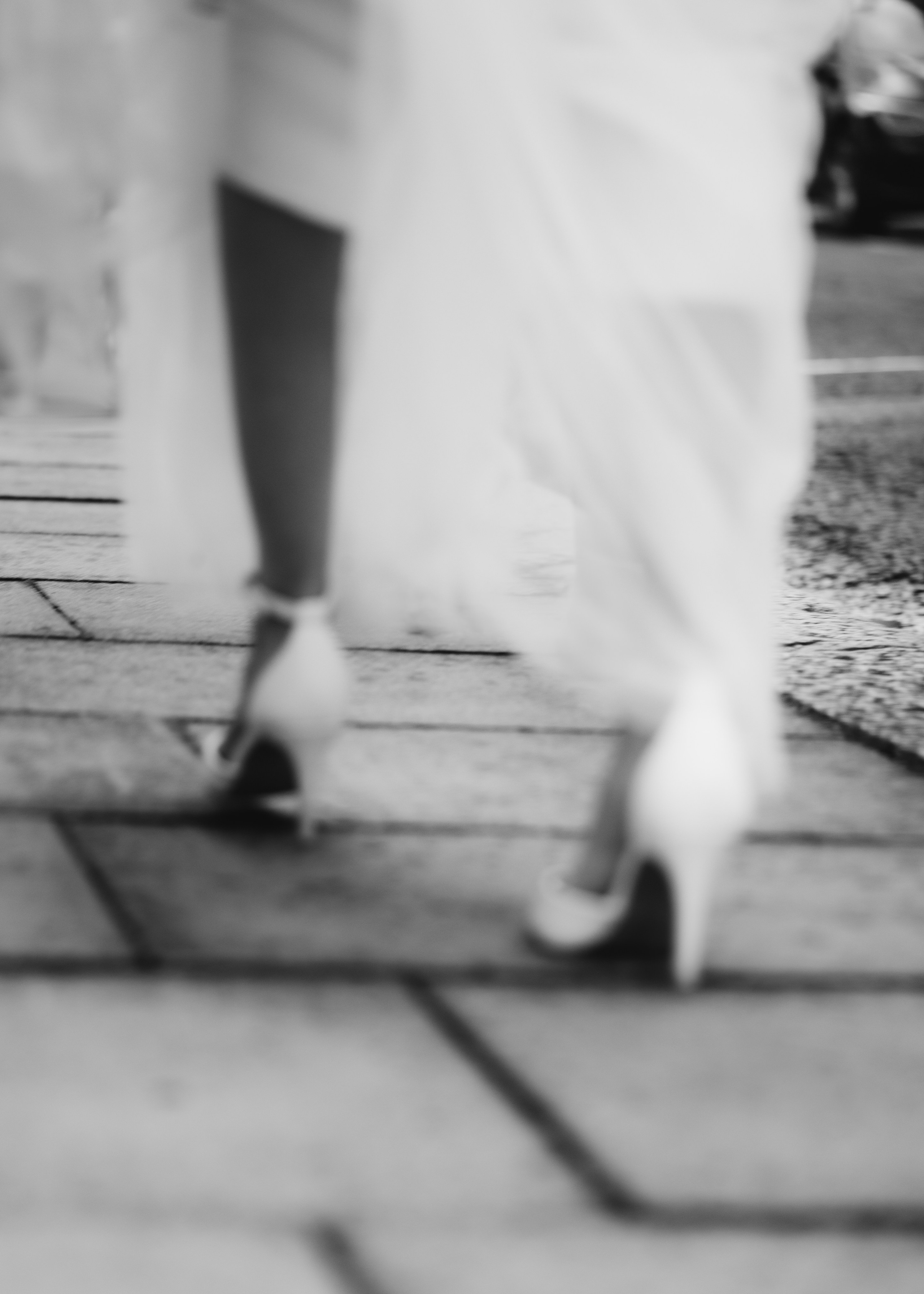 Elegant Wedding London Belgravia Elopement couple. Timeless Wedding & Event Photography from London to the world