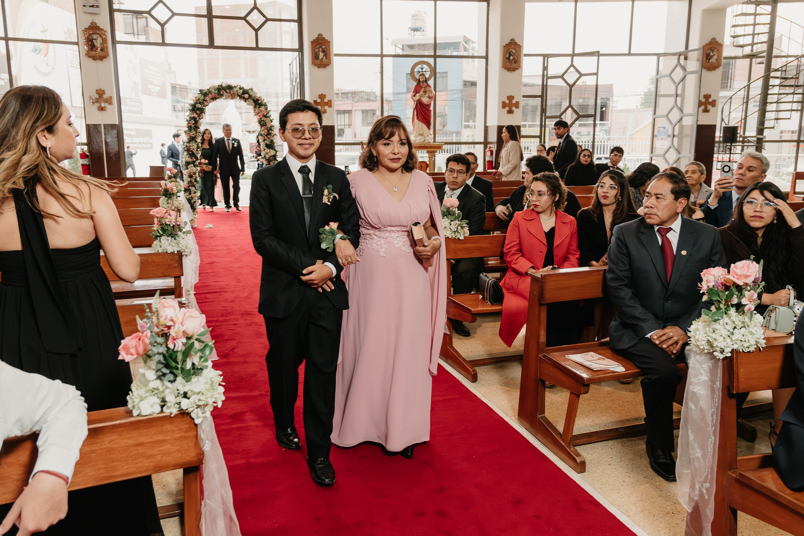 ALEJANDRA + RODRIGO BODA RELIGIOSA. Studio KVTA | Fotografía y Video de Bodas en Arequipa