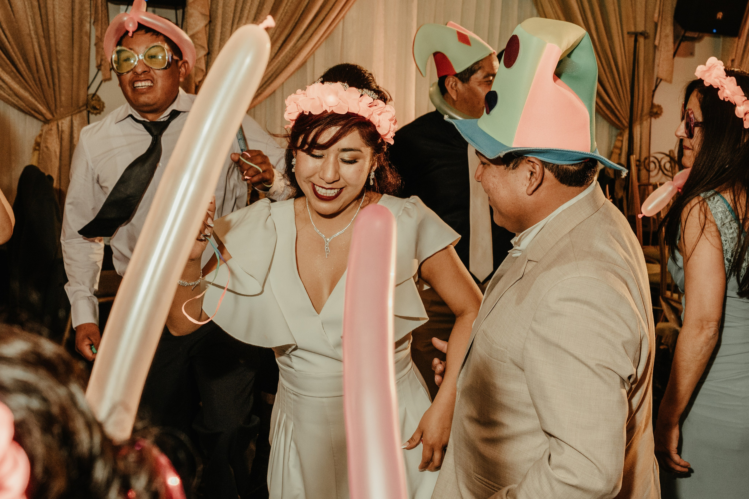 VANESSA + FRANKLIN BODA RELIGIOSA. Studio KVTA | Fotografía y Video de Bodas en Arequipa