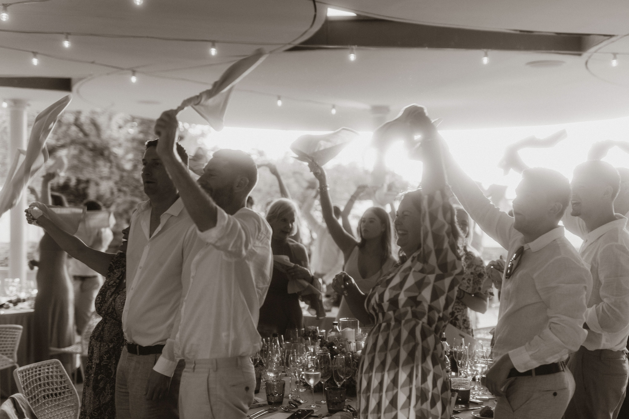 Lauren & Jamie. Hotel Castell d’Emporda. Paola fotógrafo / videografo de bodas en Barcelona