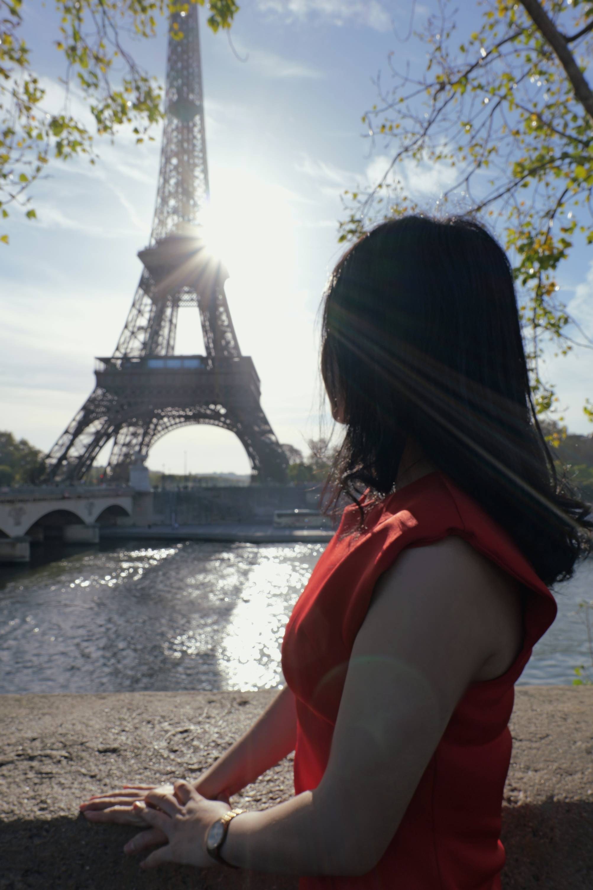 EiffelTower. Lifestyle & Travel Portrait photography in Paris Shyl
