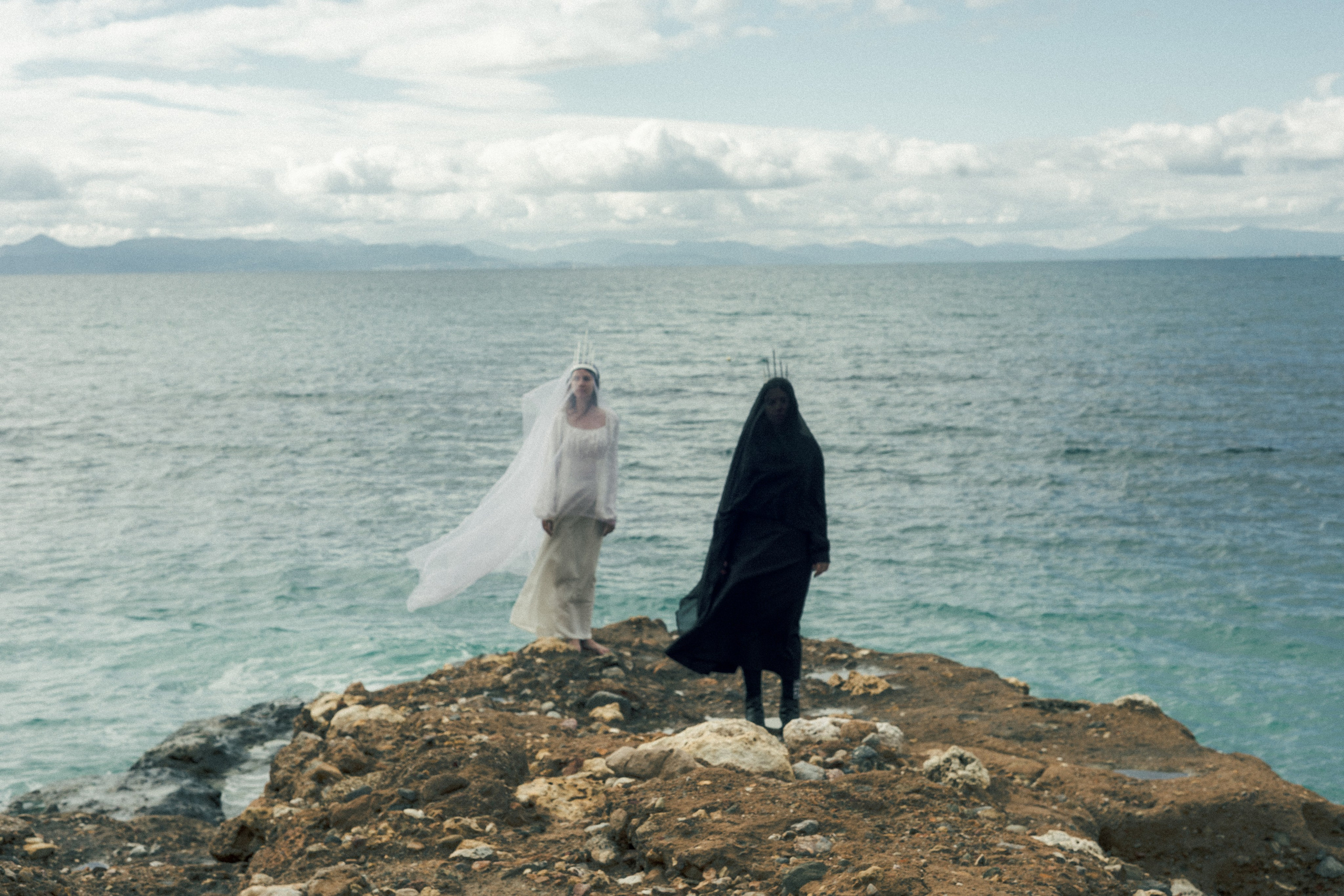 Light and Darkness with Aggeliki and Miriam. Photographer in Greece Kristina