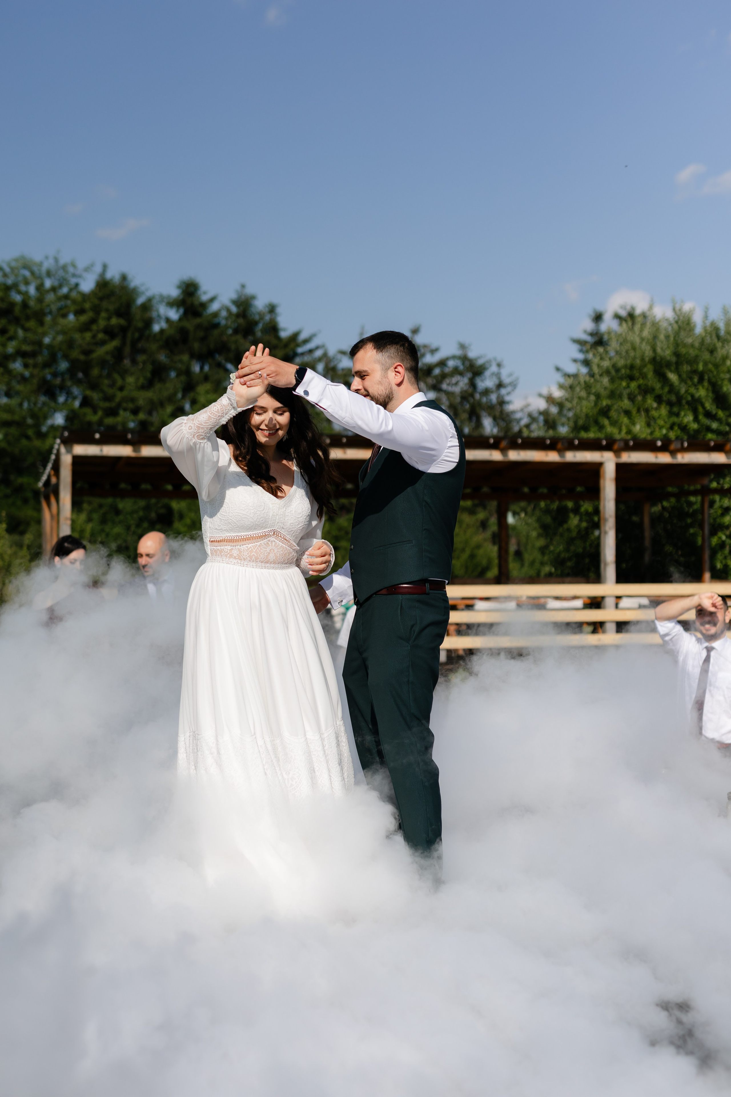 Flori & Cosmin. Main