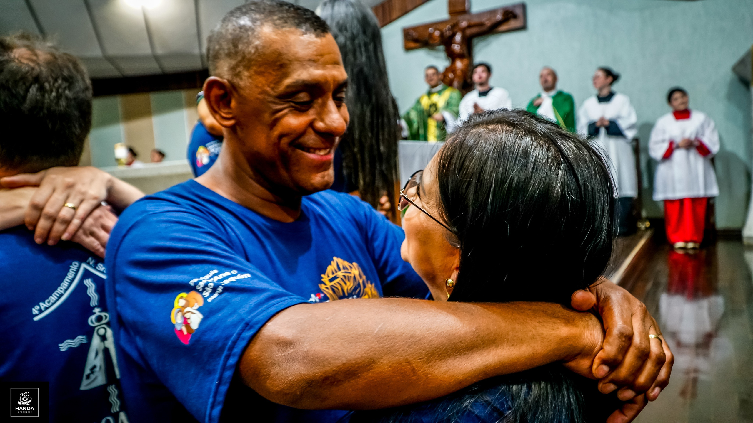 Acampamento Casais. Handa Produções