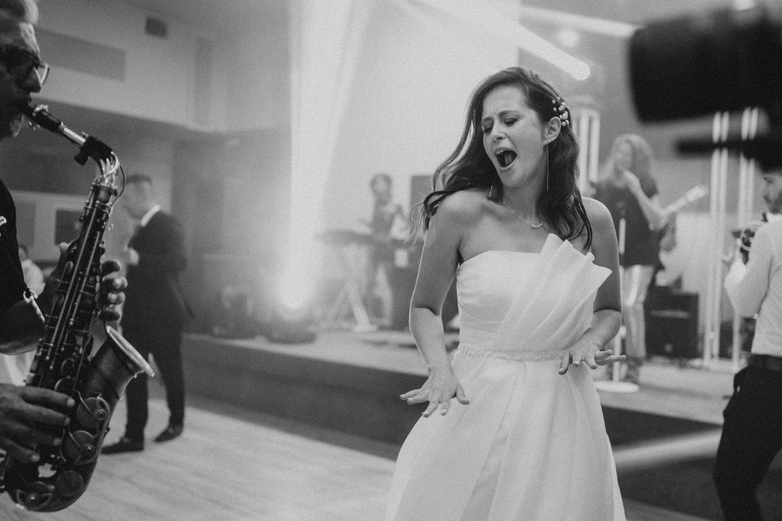 Servicii foto video profesionale pentru evenimentul tau. Proud Vision Weddings | Wedding Photography & Film — Servicii profesionale Foto Video Nunta Iasi