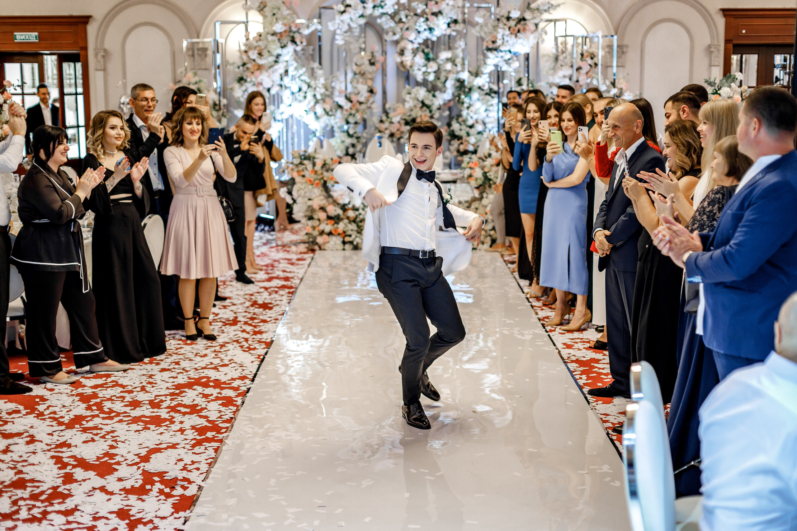 Die Feier. Hochzeits- und Reportagefotograf für München, Regensburg, Deutschland RED LINE Media