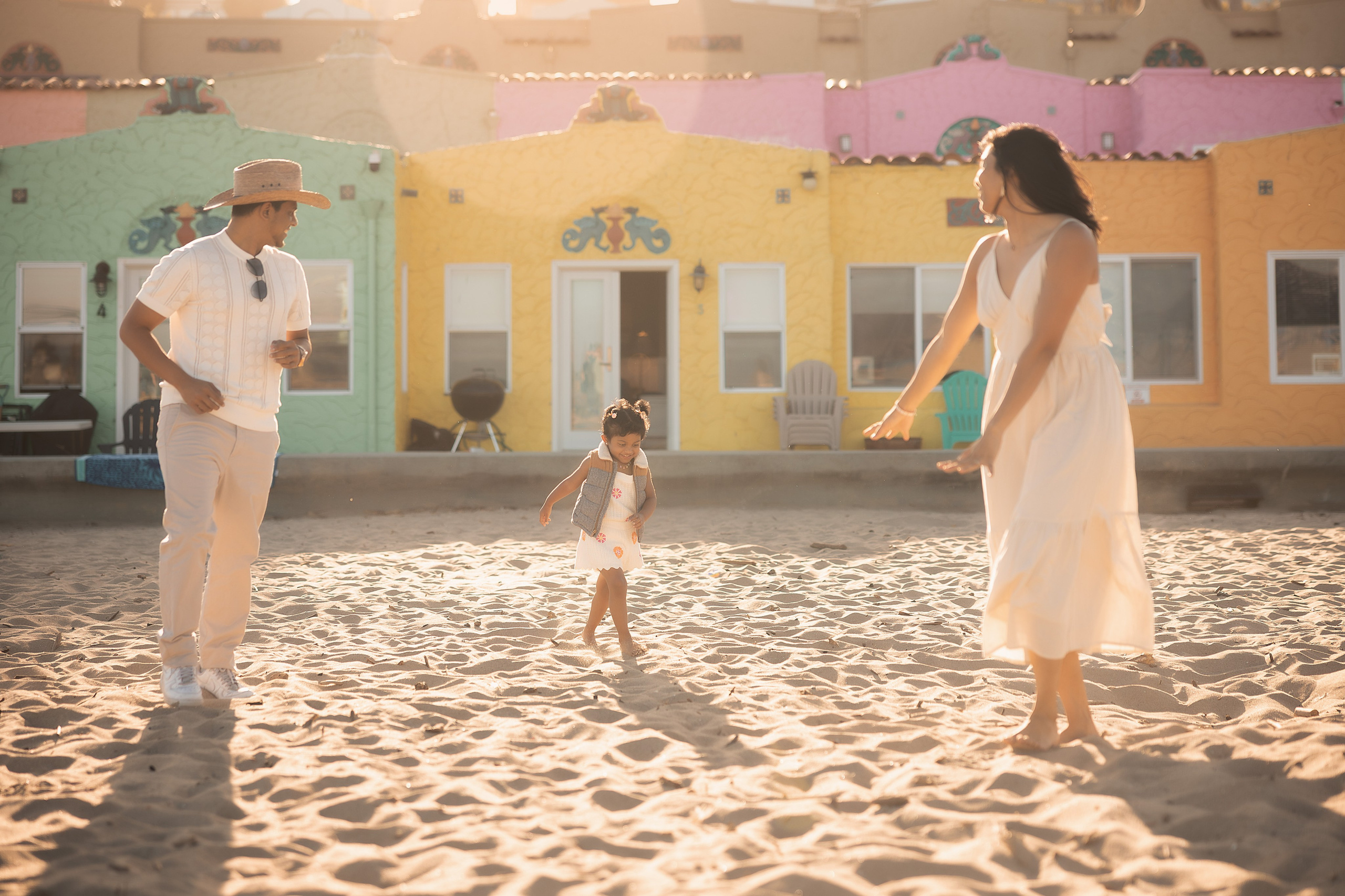 FAMILY & MATERNITY PHOTOGRAPHY. Couples & Families photographer in Bay Area, San Jose, California