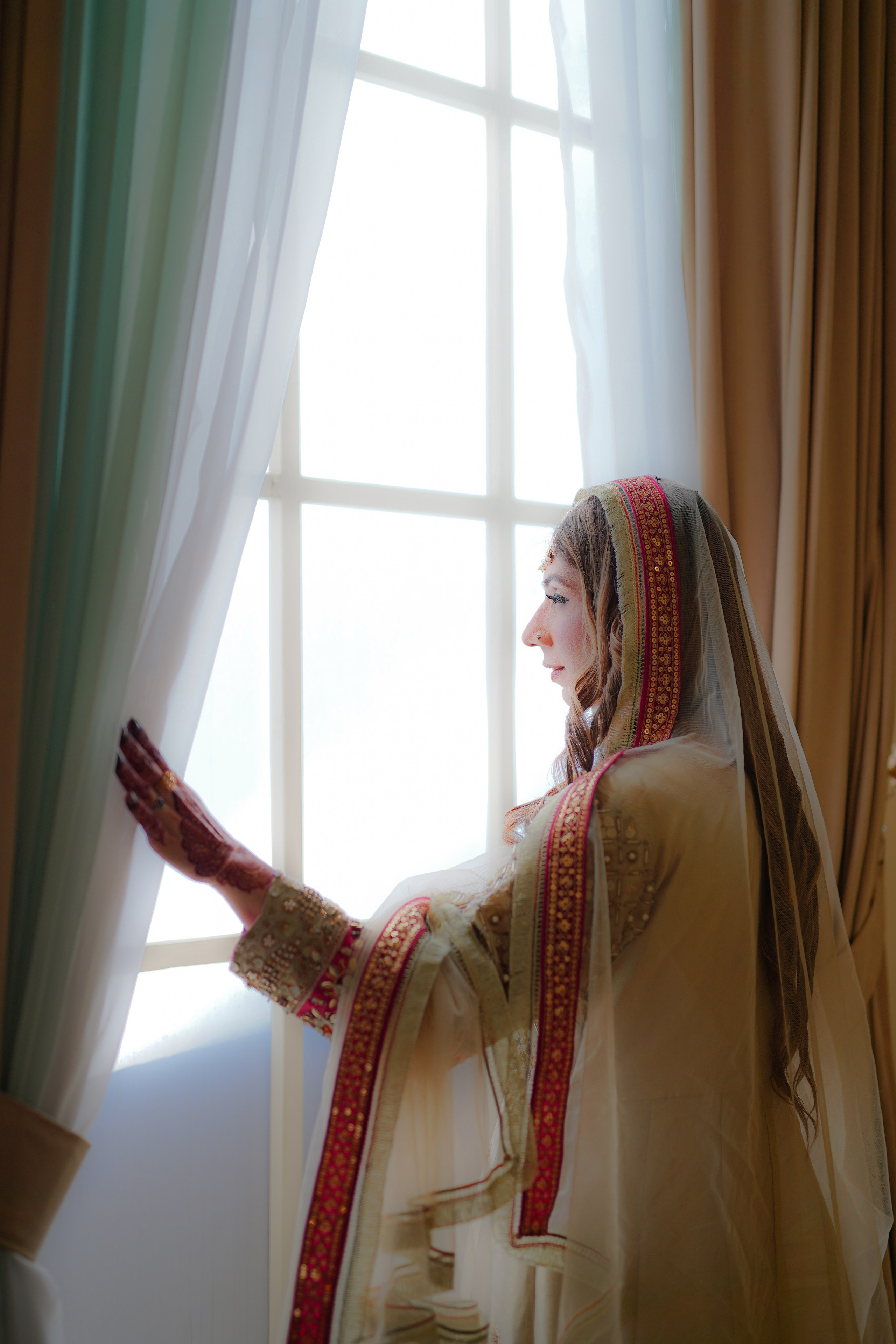 Portfolio. MomentsbyFNF — capturing timeless wedding stories across Pakistan with passion, artistry & heart