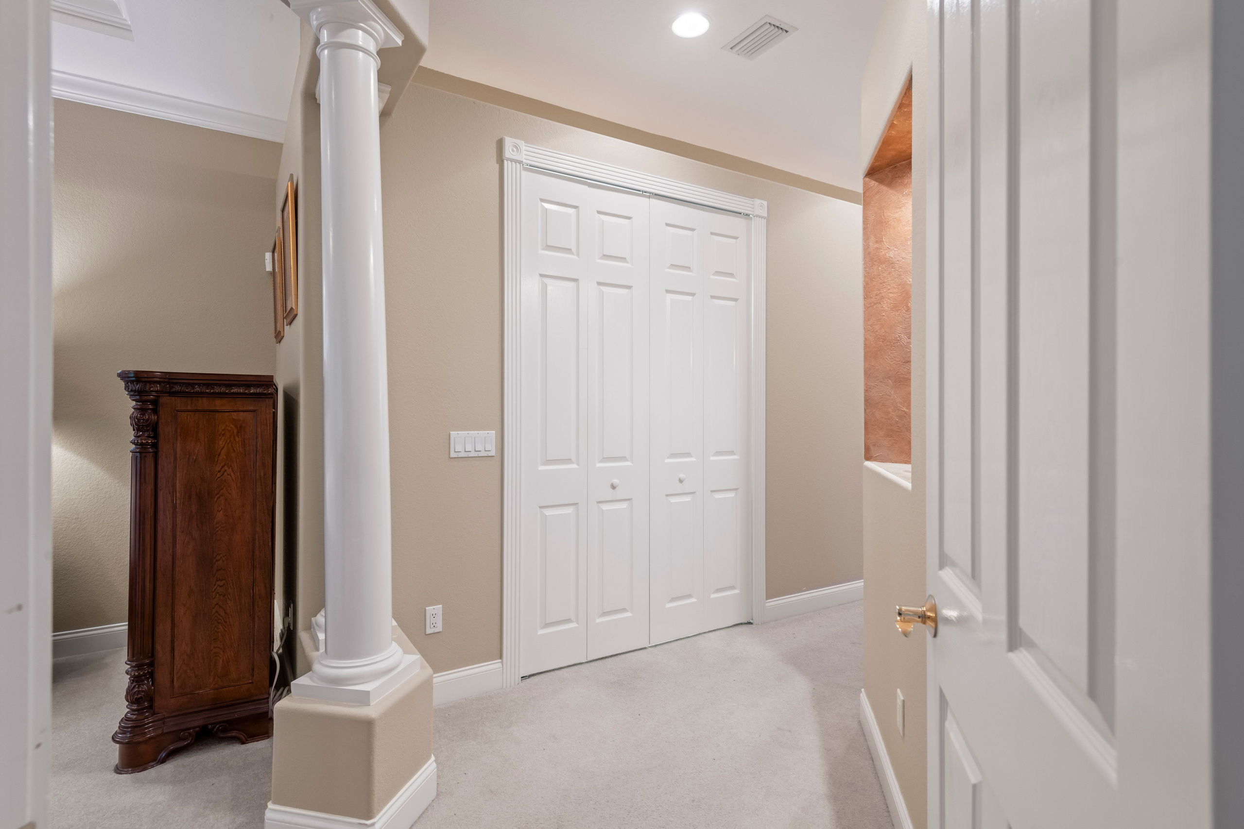 Riverbend Dr, Jacksonville Fl 32 207