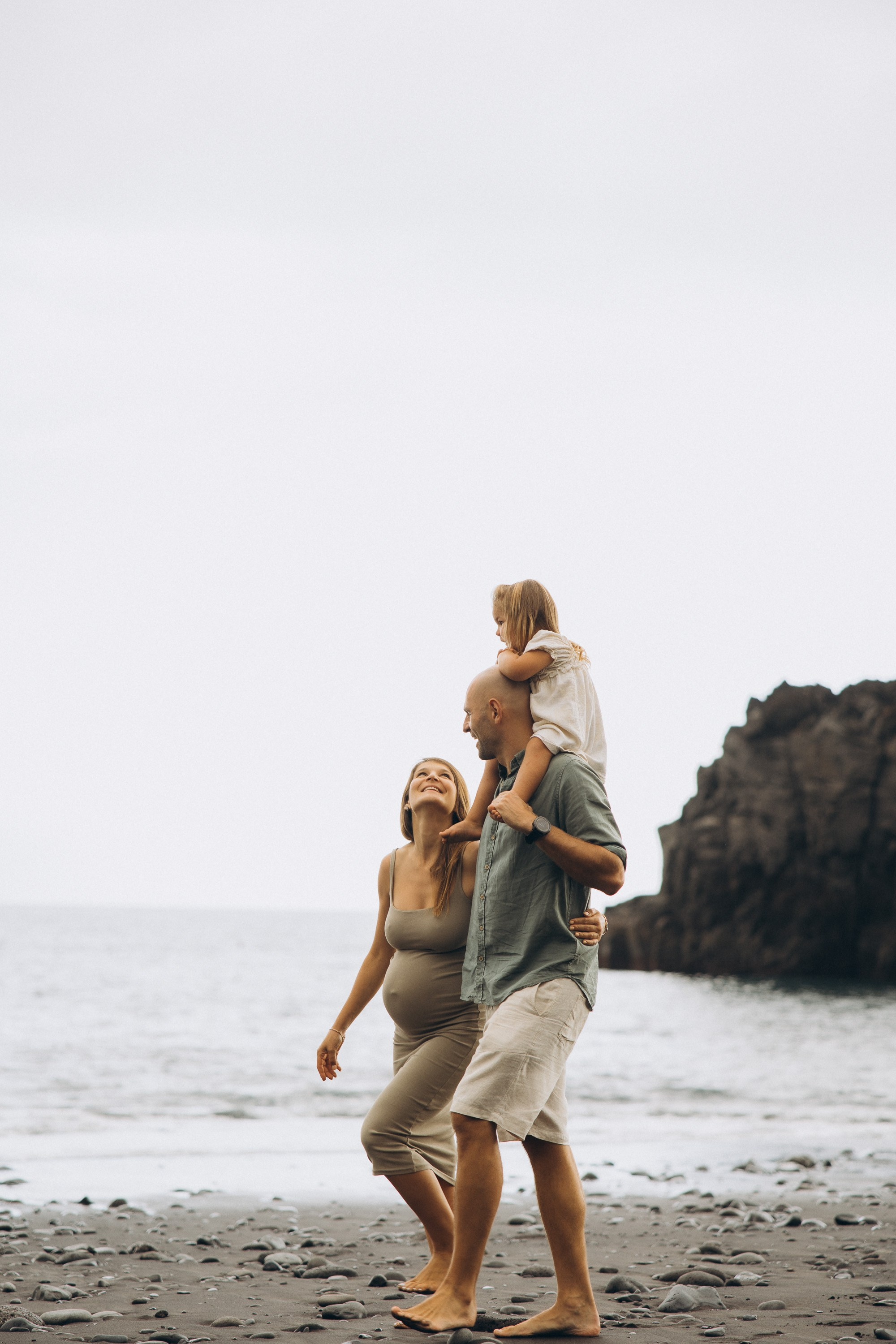 Maternity family photoshoot