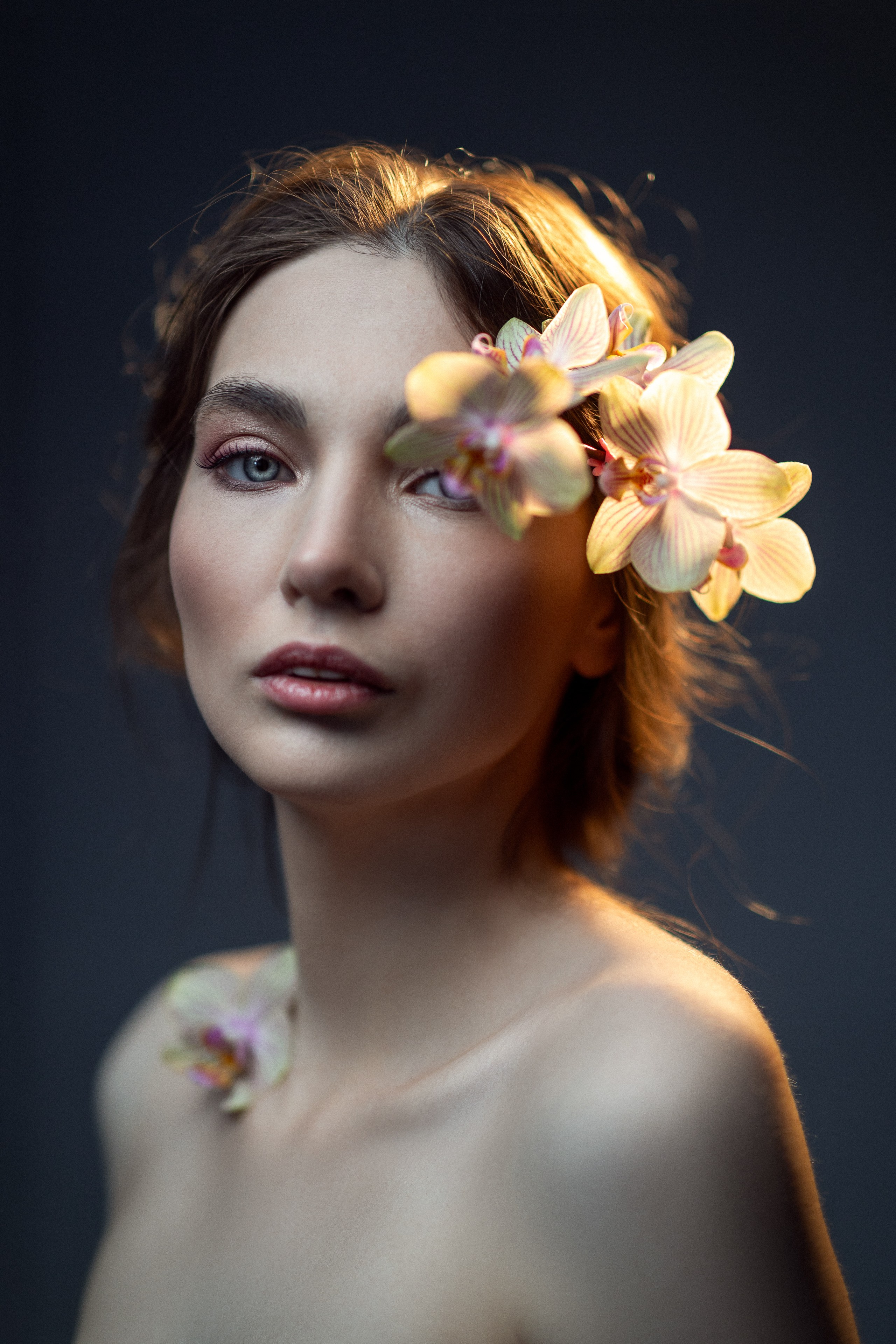 Alisa (Flowers Editorial) 10.03.2024. Portree- ja perefotograaf Anton Hansen Tallinnas, Eestis