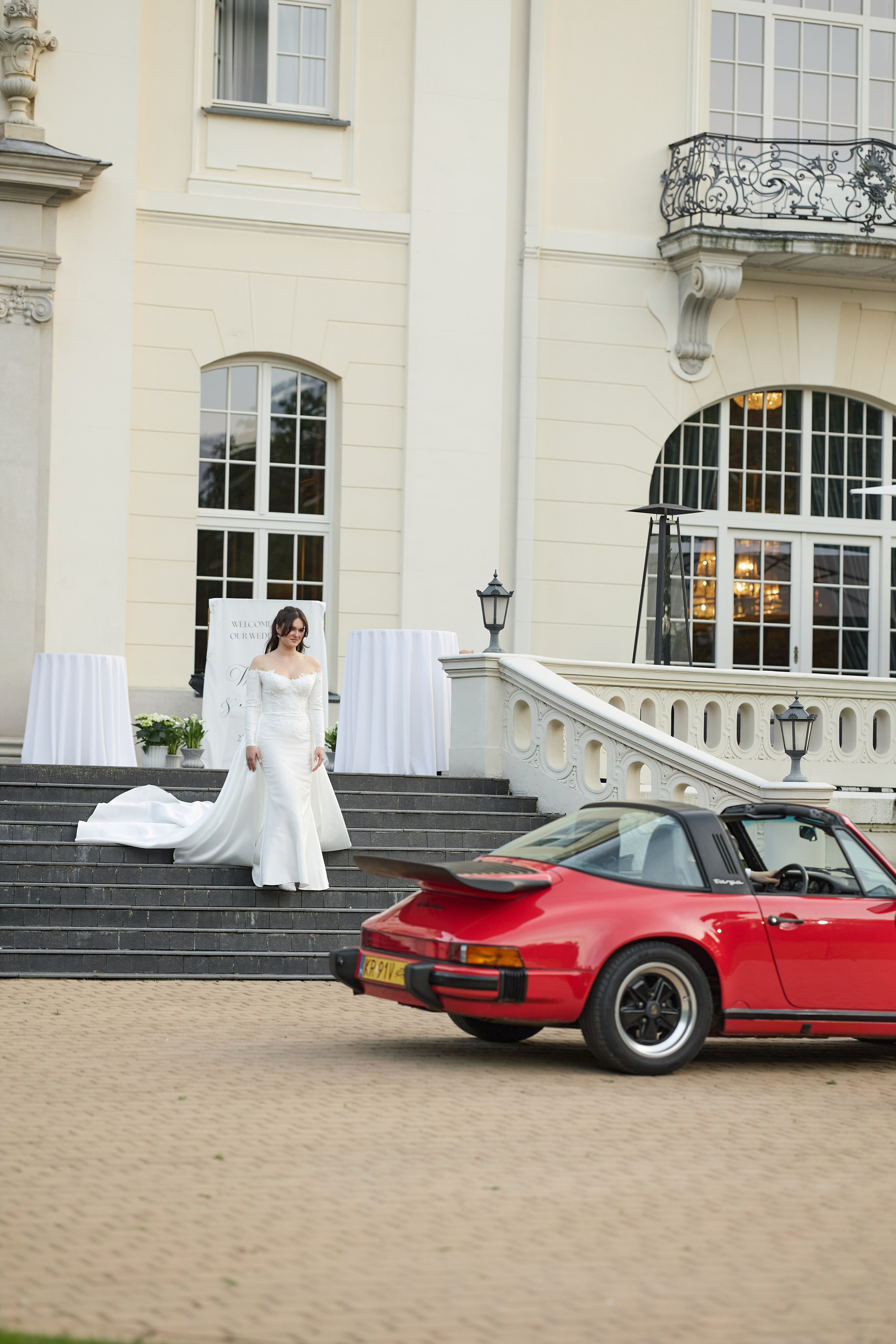 Wiktoria & Kacper. Pałac Goetz. Fotograf ślubny i rodzinny w Krakowie Yana Klymova