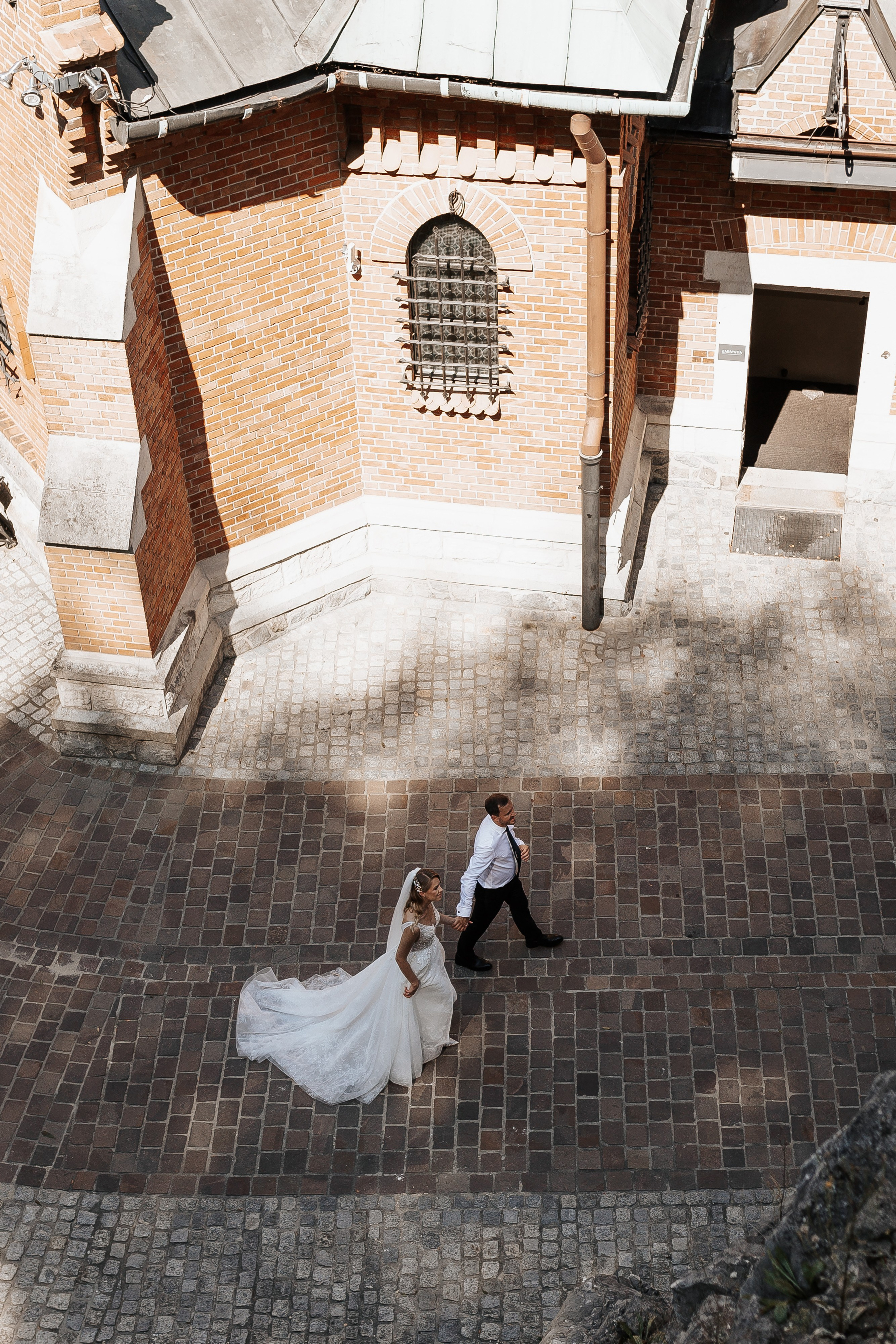 Valeria & Vitaliy. Ziyad Restaurant. 2024. Fotograf ślubny i rodzinny w Krakowie Yana Klymova