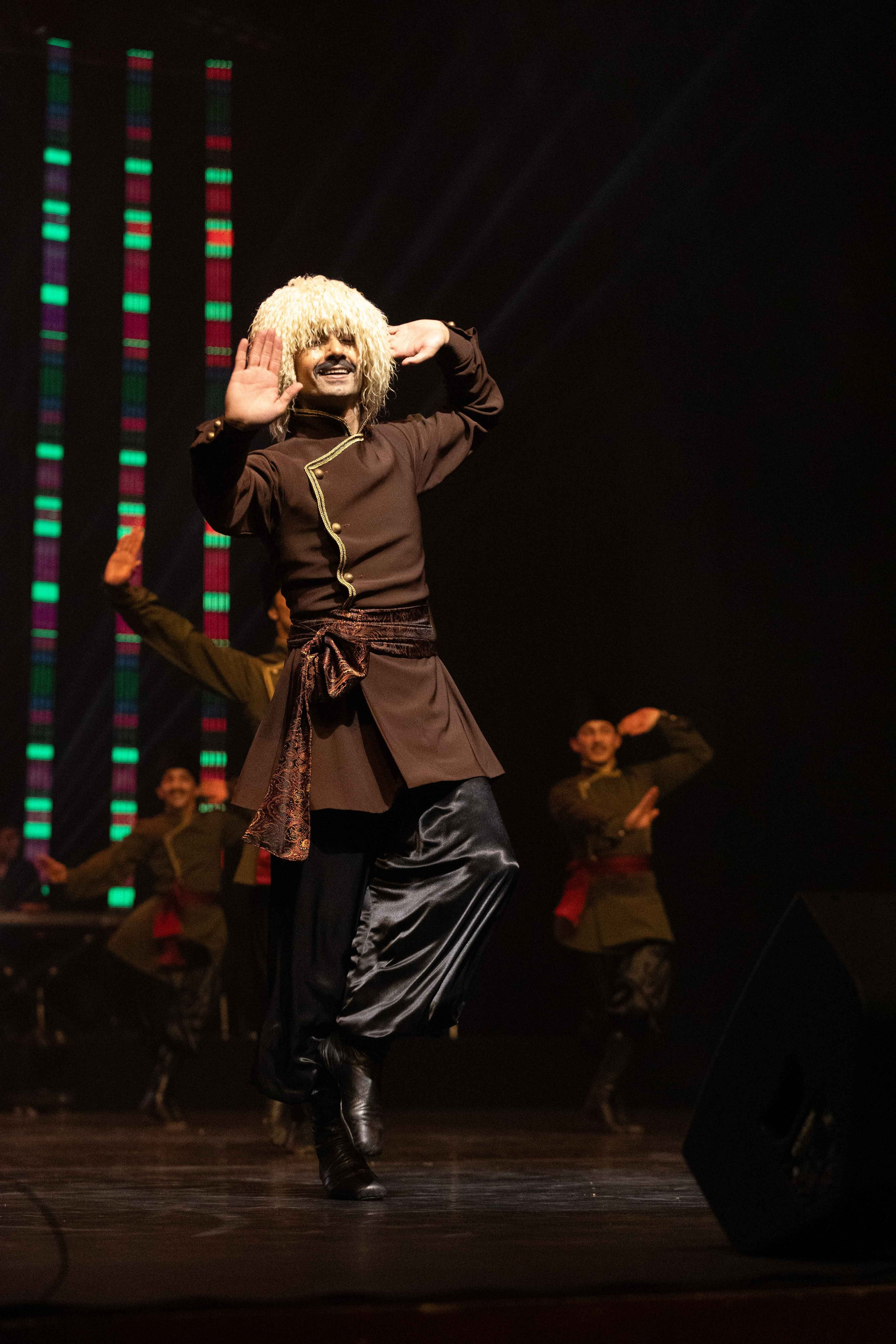 STATE DANCE ENSEMBLE. Wedding&Event photographer Ismail Rzayev in Baku