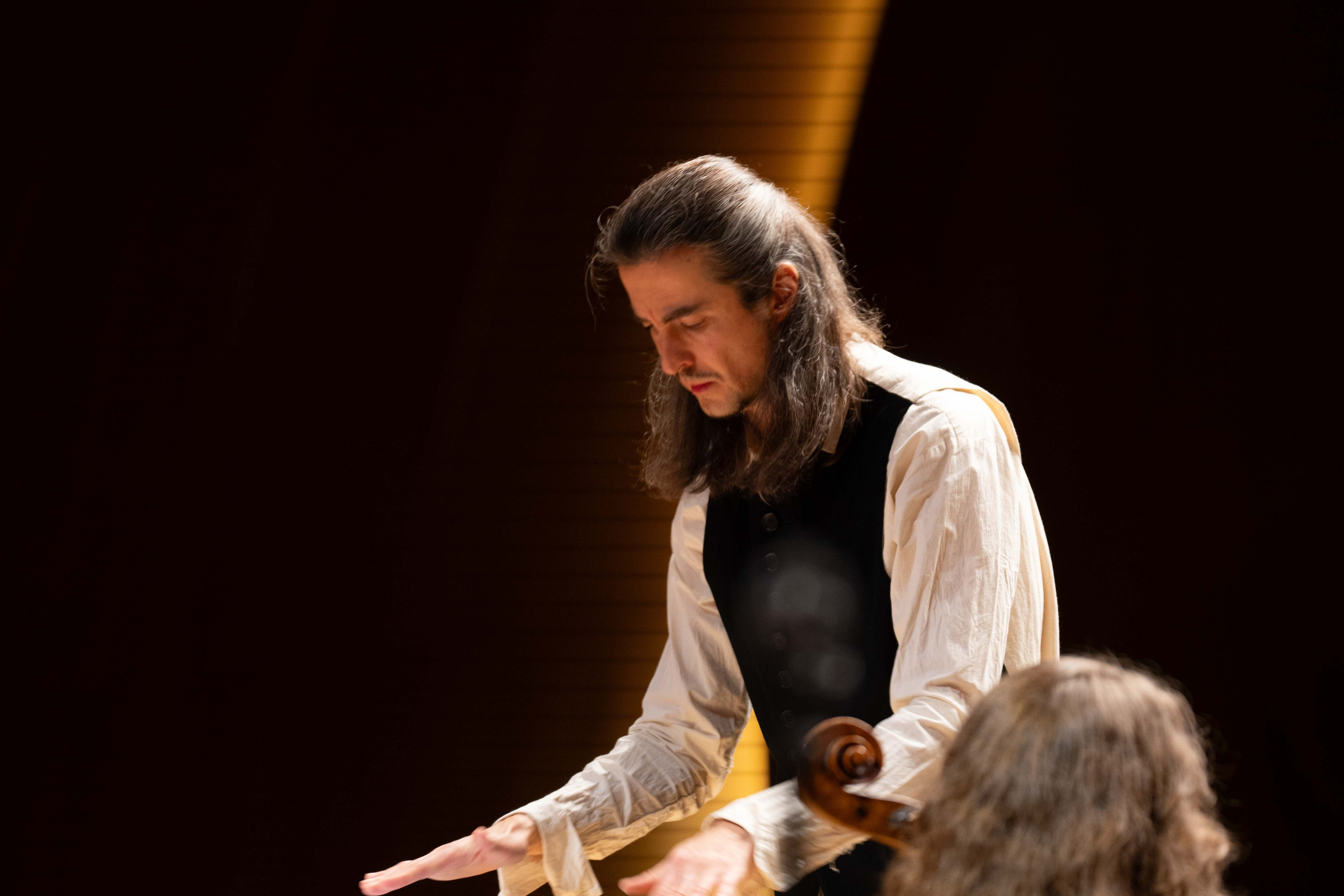 The Tchaikovsky Academic Grand Symphony Orchestra in Baku. Wedding&Event photographer Ismail Rzayev in Baku