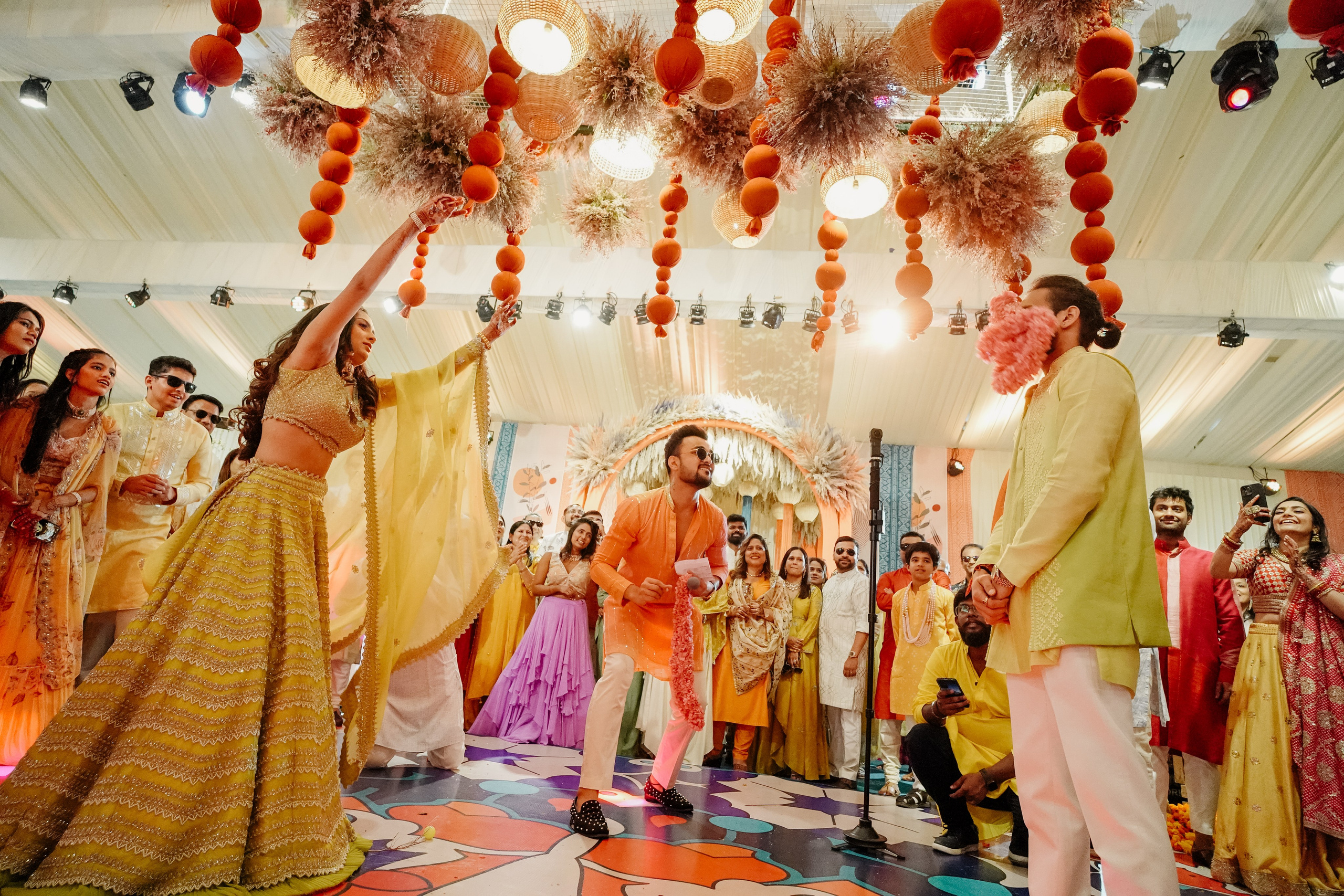 HALDI & MEHANDI. Wedding photographer Stalen Robert