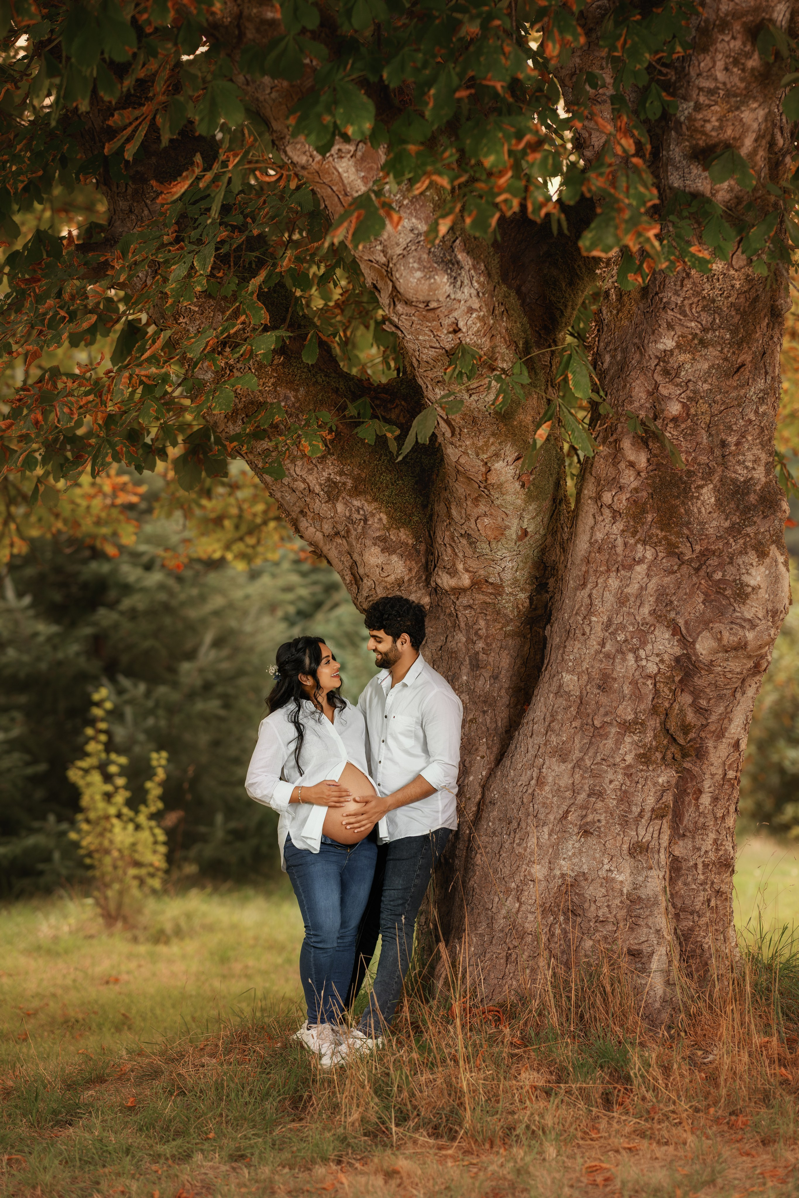 Grisha with her husband. Wedding & family photography in Seattle area. Helen Michelle photographer