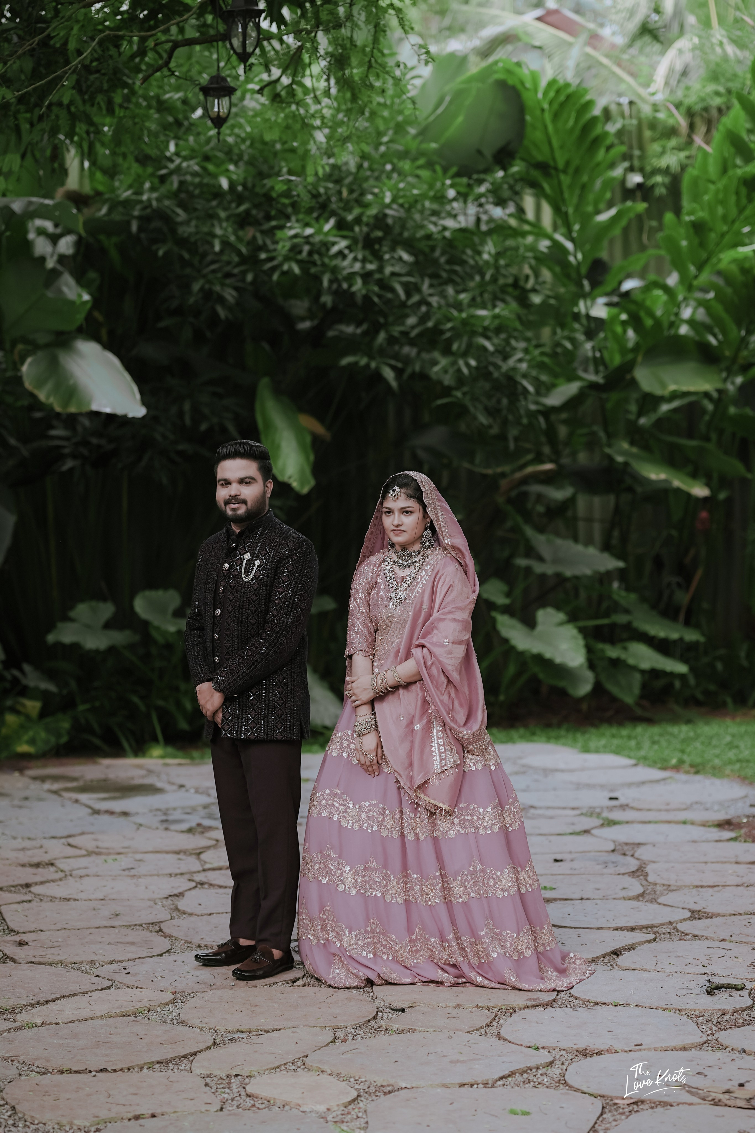 SHIBIL / RISLA. Theloveknots