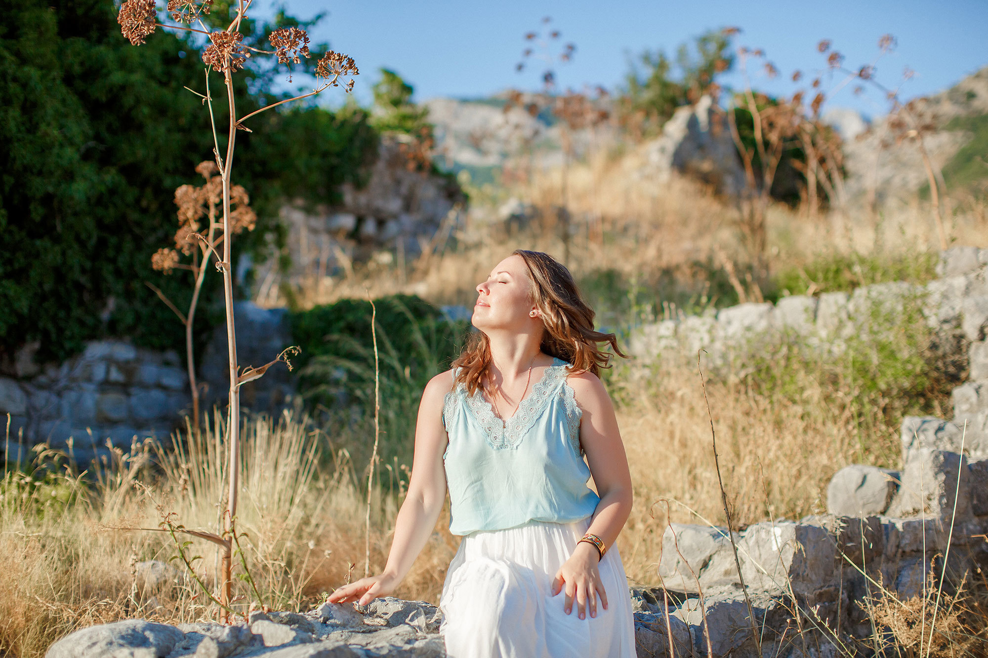 Photographer in Bar Montnegero