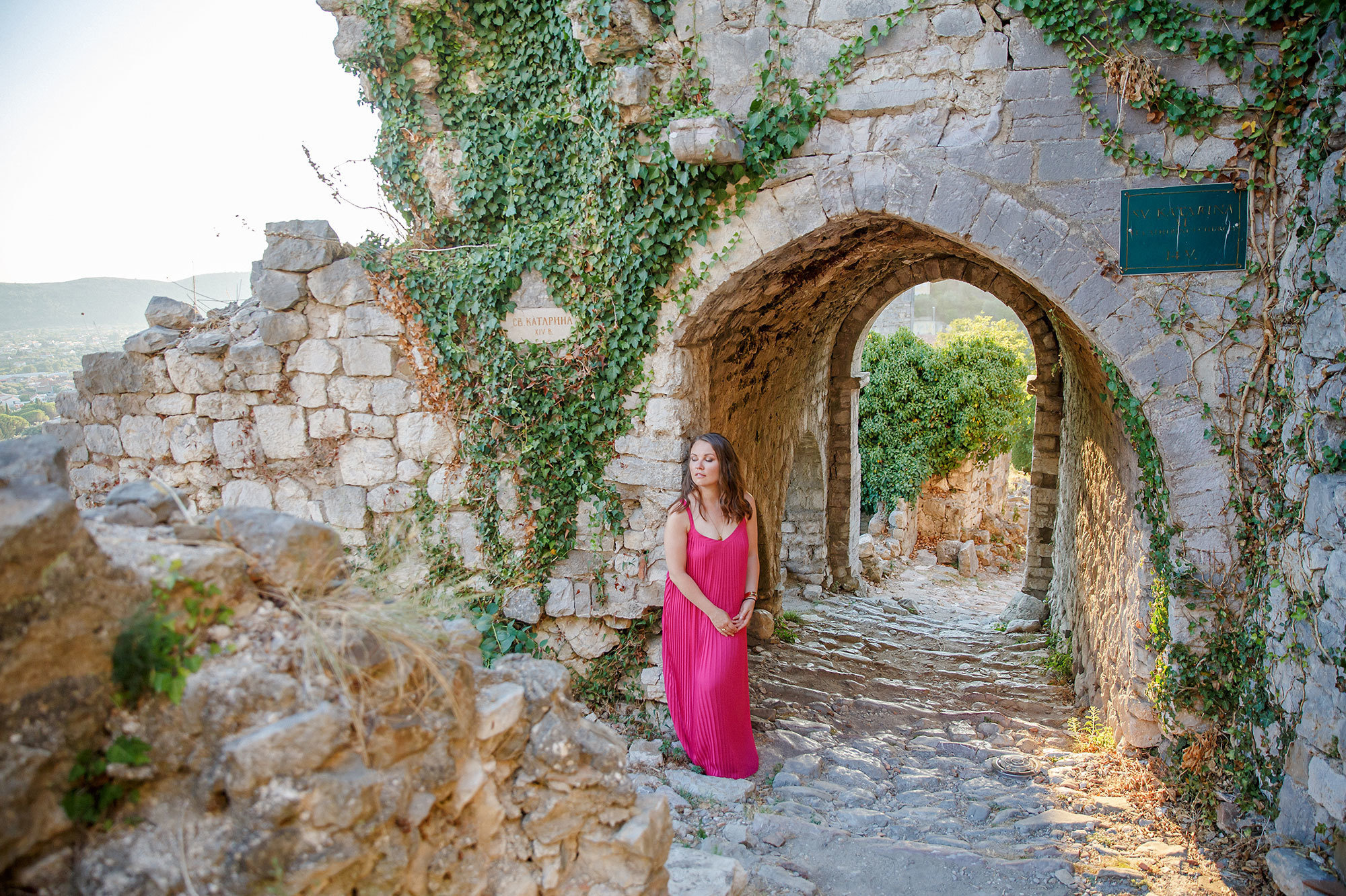 Photographer in Bar Montnegero