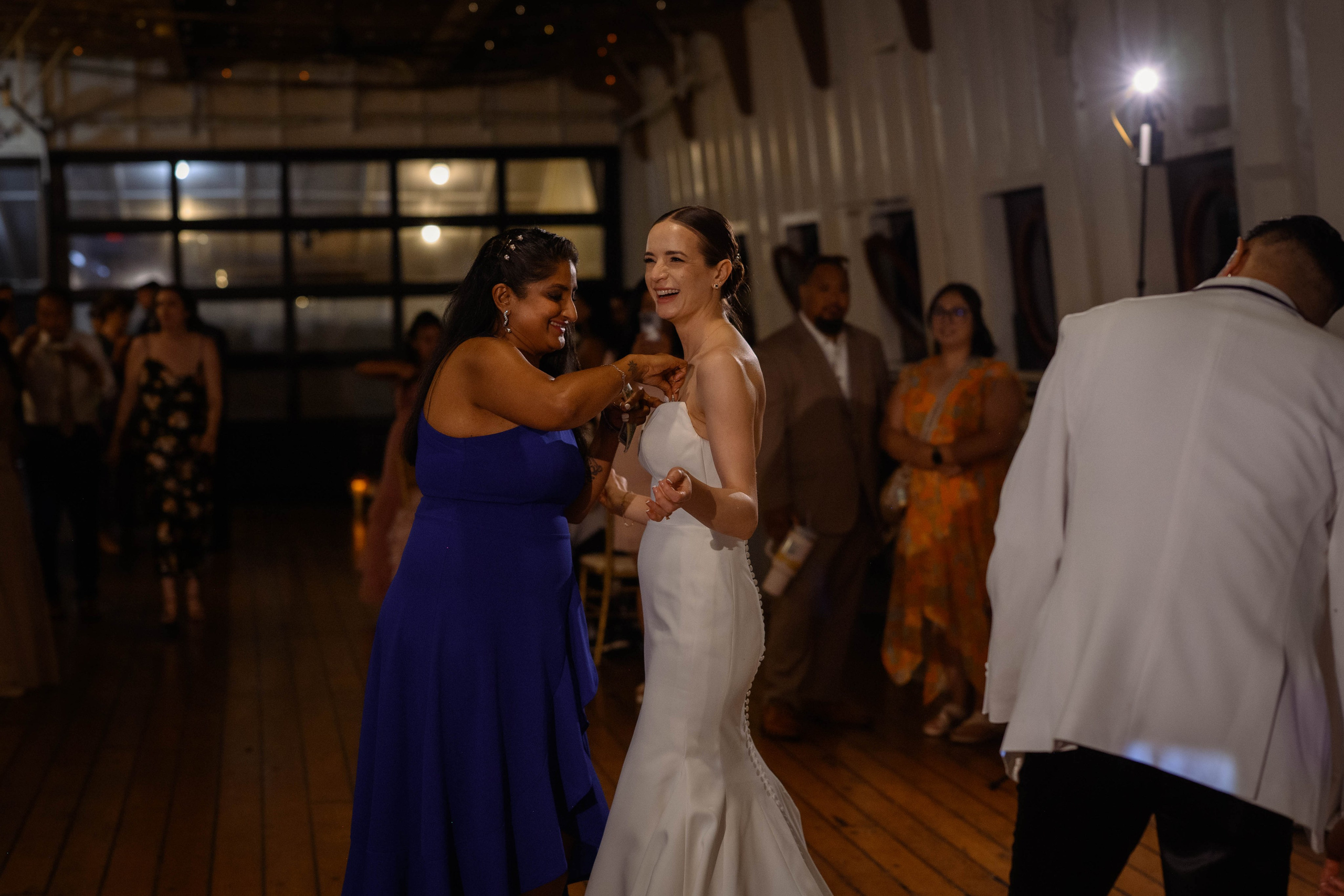 Kevin & Katie. Wedding & portrait photography in the Seattle Area. Helen Michelle photographer
