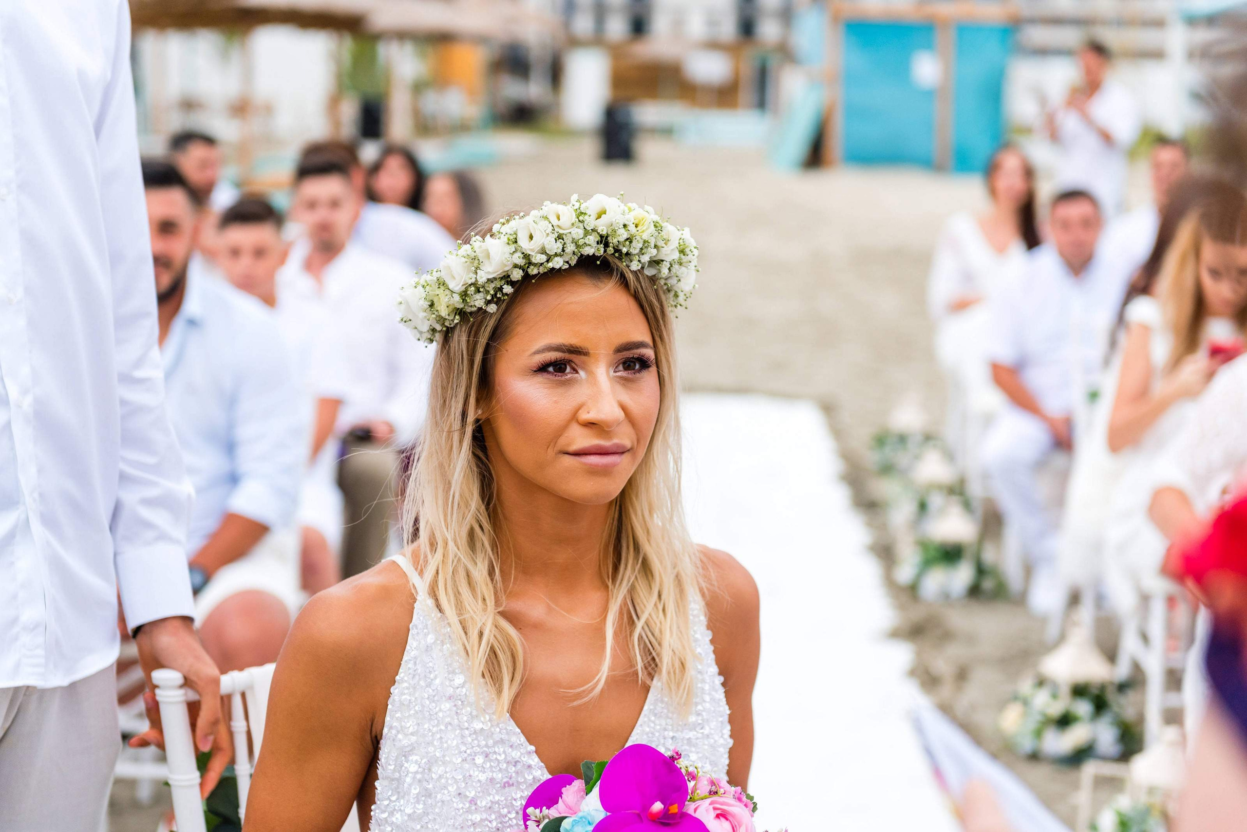 Cununie civila pe plaja Oneiro