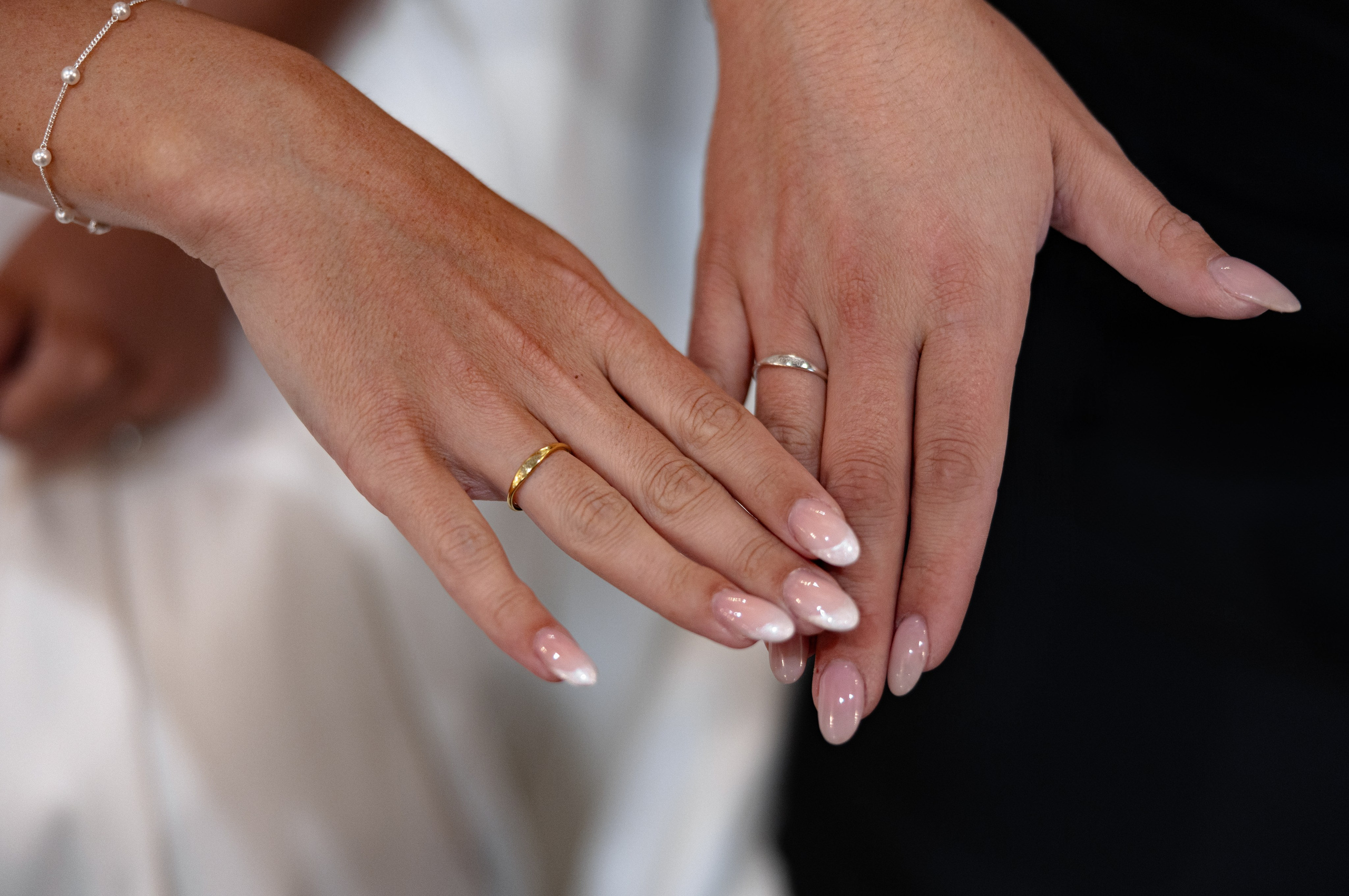 Alexsa and Robert. Ever After Farm Peach. Photographer Anastasia Nagibina