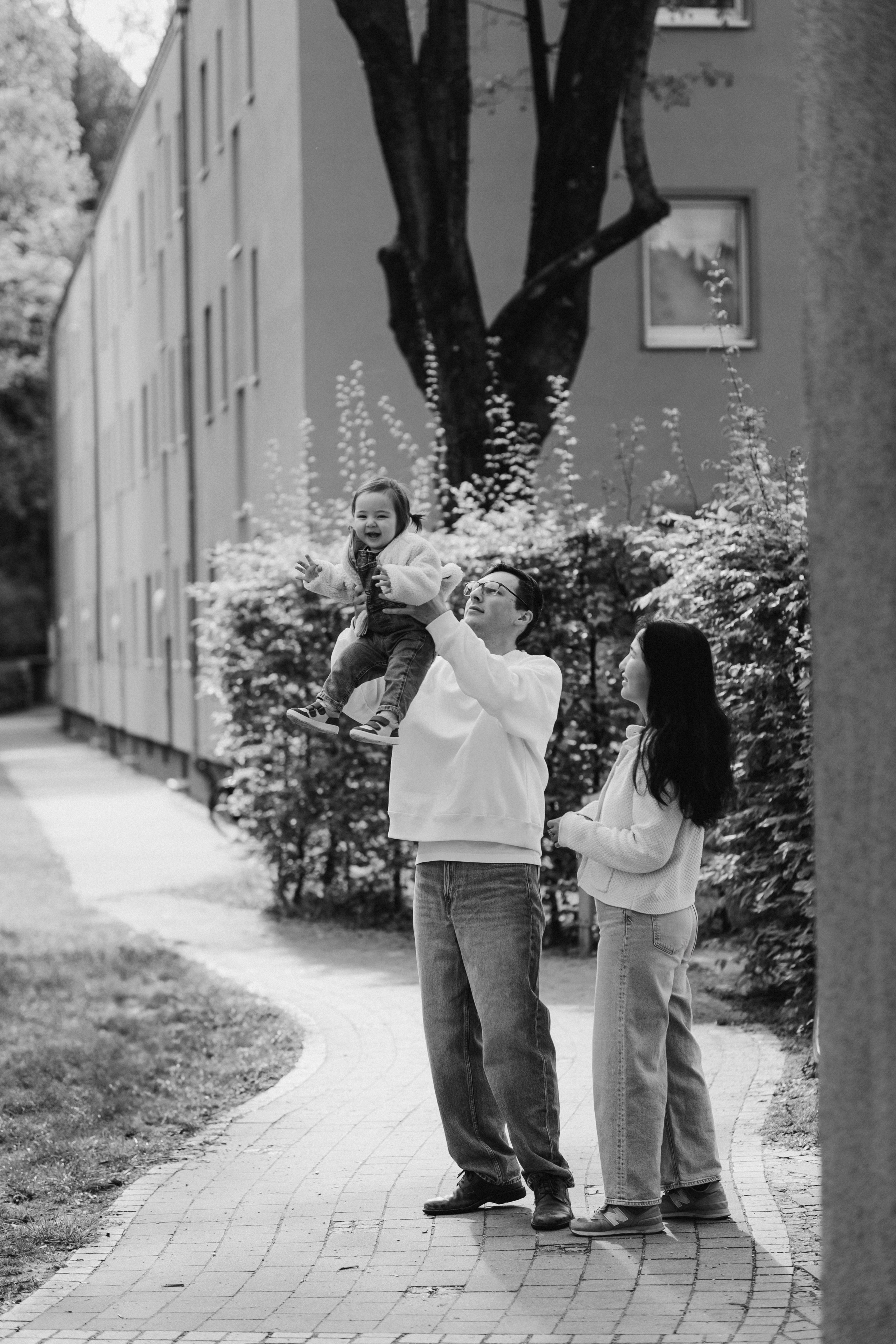 Kirill, Inga & Lea in spring bloom. Фотографы Минск и мир