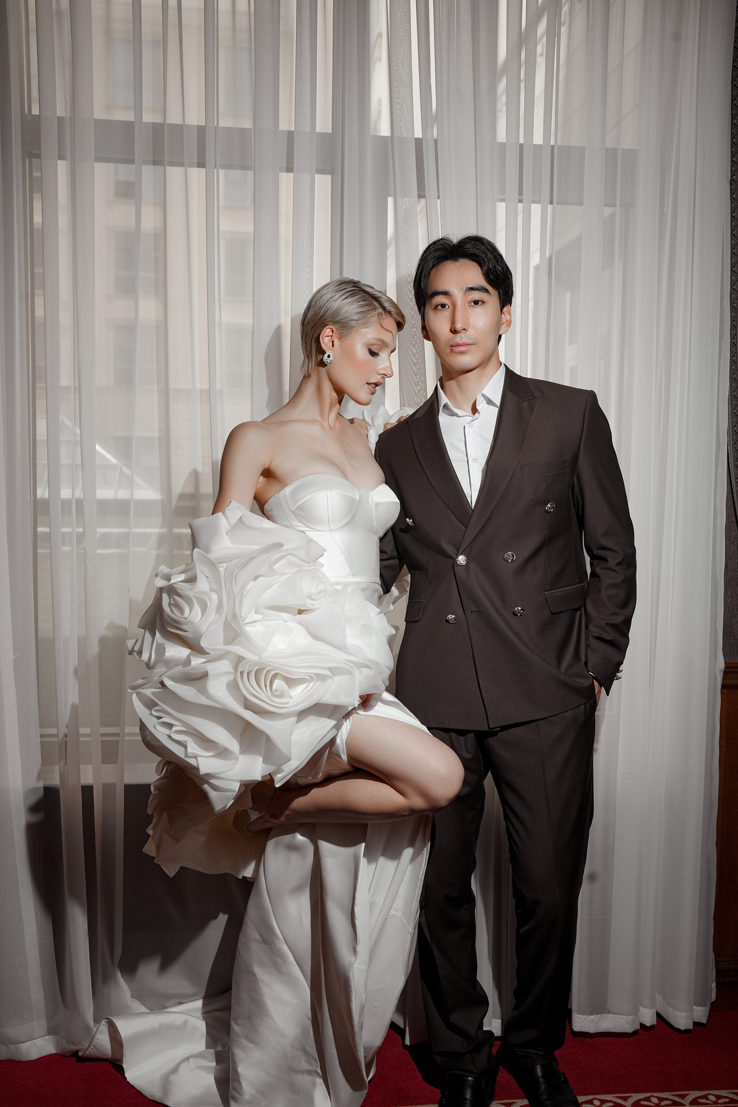 Николь Амир