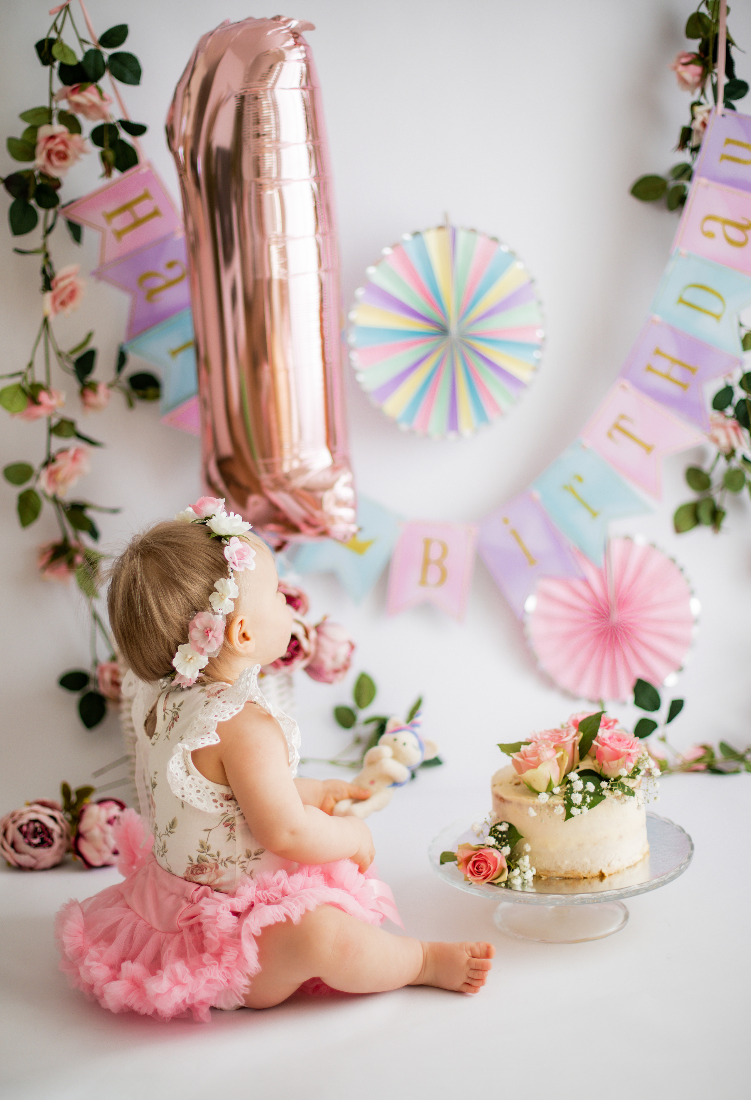 CAKE SMASH ja 1 V KUVAUKSET. Valokuvaaja Itä-Uudellamaalla Viktoria photography