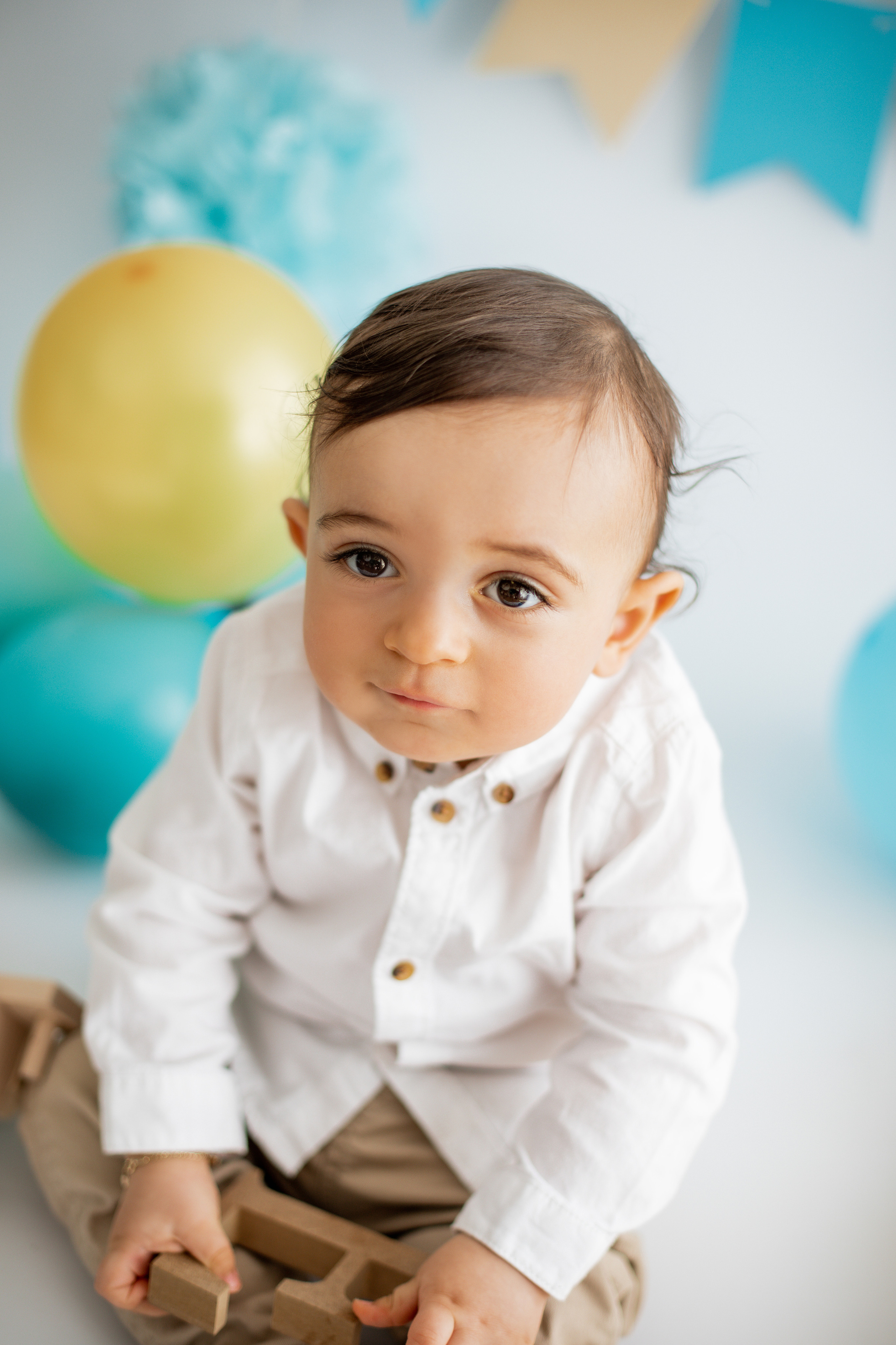 Cake smash 1v kuvaus. Valokuvaaja Itä-Uudellamaalla Viktoria photography